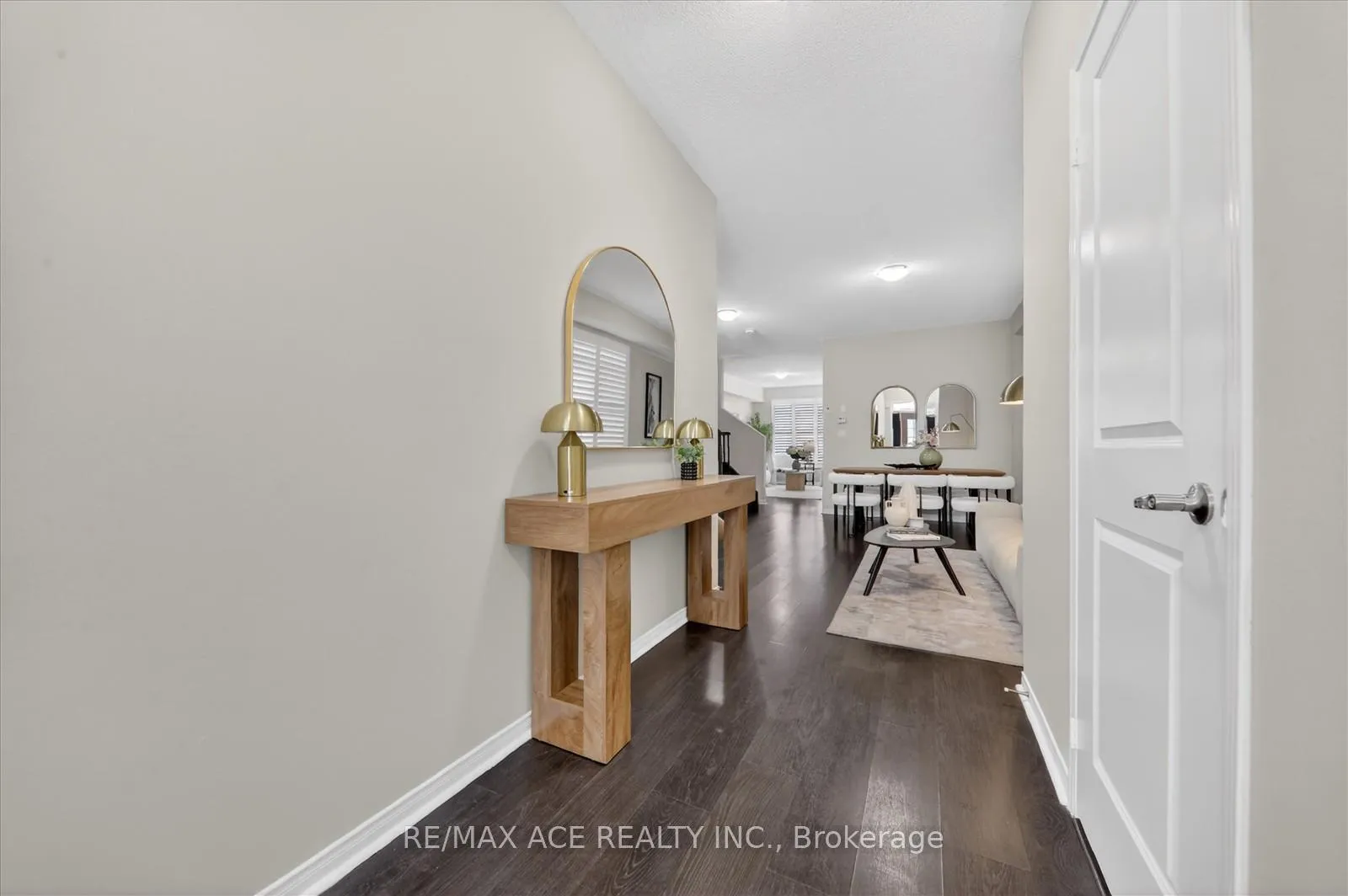 Photo 6 of 1034 Byron Street N, Whitby, Williamsburg — HOMEH