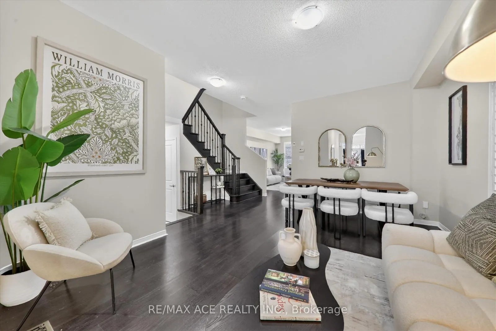 Photo 7 of 1034 Byron Street N, Whitby, Williamsburg — HOMEH