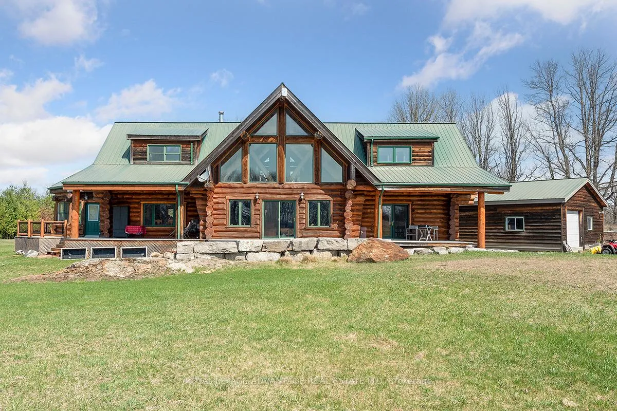 Photo 3 of 340 Hoddinott Lane, Tay Valley, Bathurst/Burgess & Sherbrooke (Bathurst) Twp — HOMEH