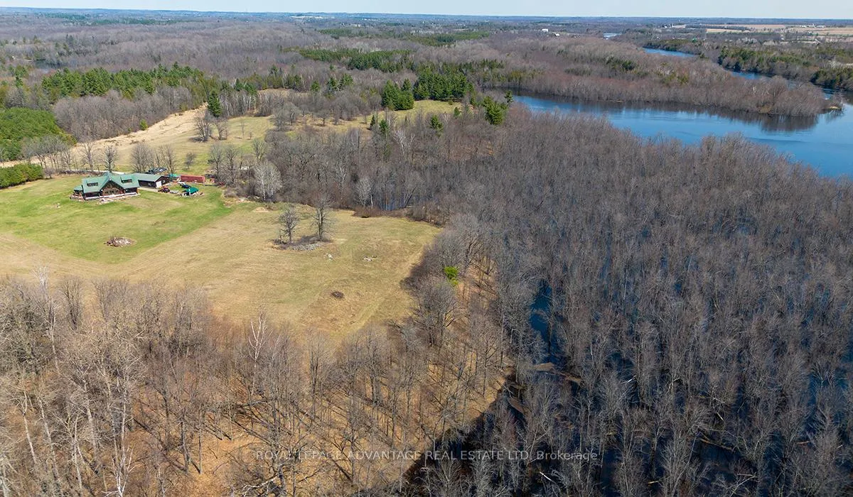 Photo 9 of 340 Hoddinott Lane, Tay Valley, Bathurst/Burgess & Sherbrooke (Bathurst) Twp — HOMEH