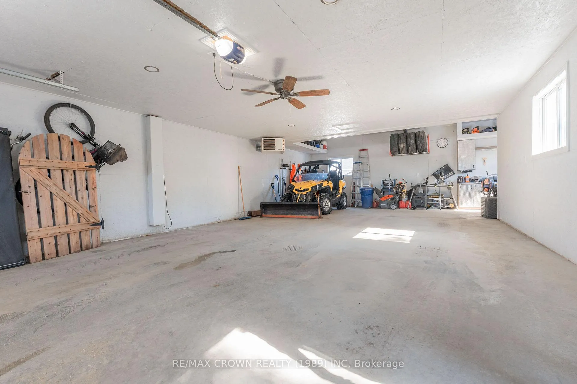 Photo 46 of 120 Government Road, Kapuskasing — HOMEH