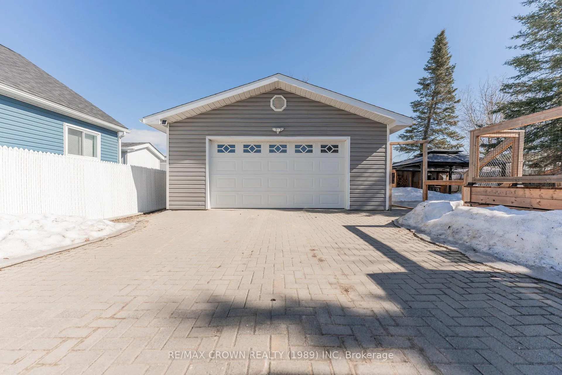 Photo 49 of 120 Government Road, Kapuskasing — HOMEH