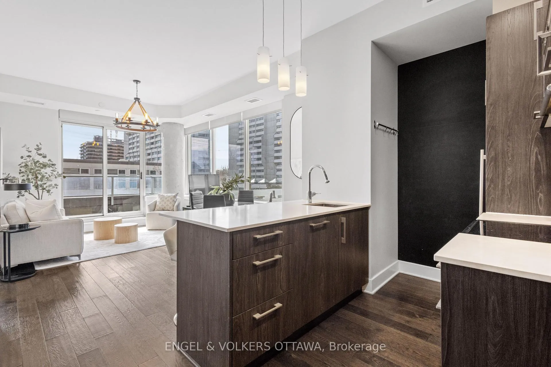 Photo 9 of Unit 302, 255 Bay Street, Ottawa, Ottawa Centre — HOMEH