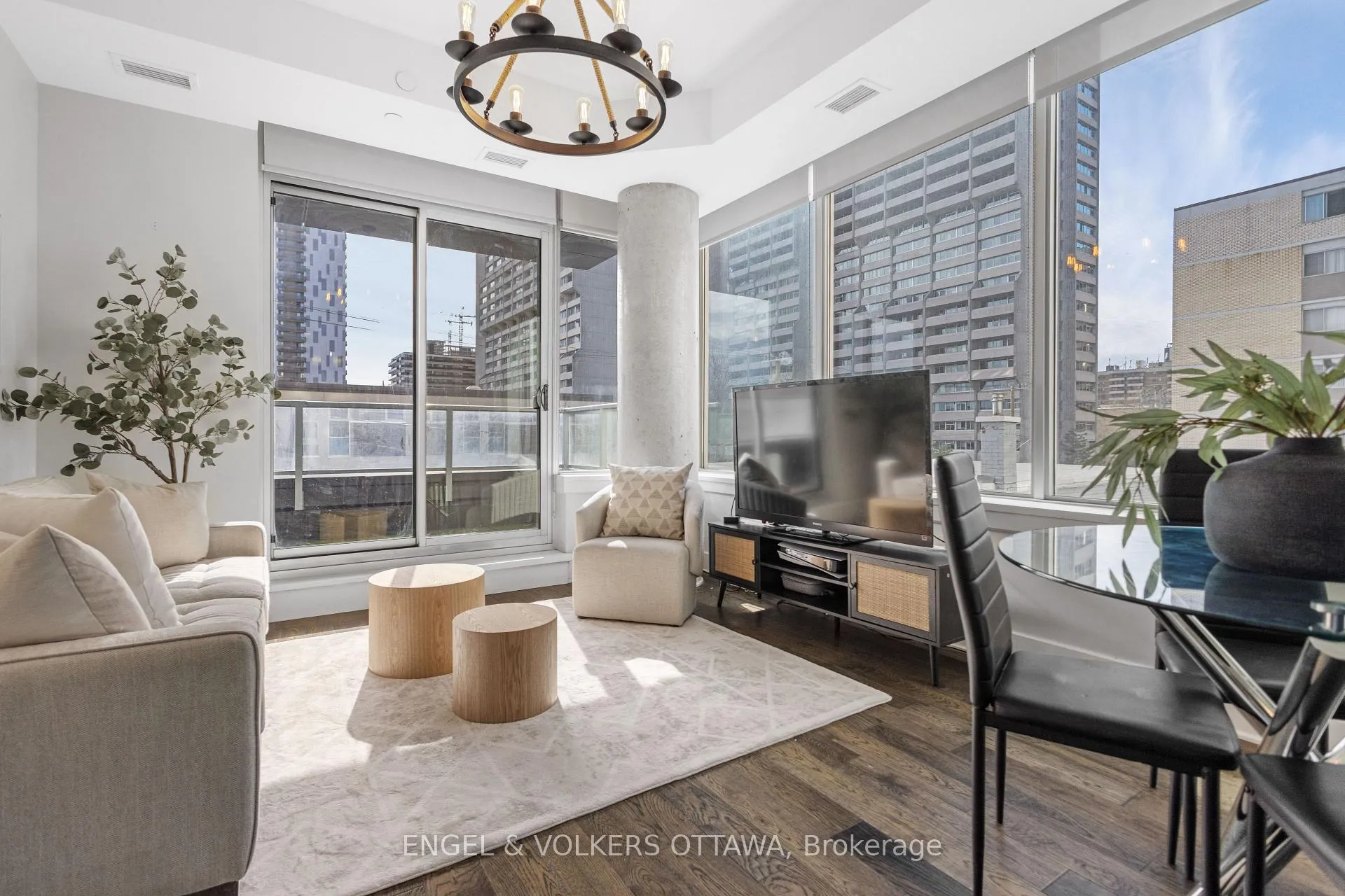 Photo 12 of Unit 302, 255 Bay Street, Ottawa, Ottawa Centre — HOMEH