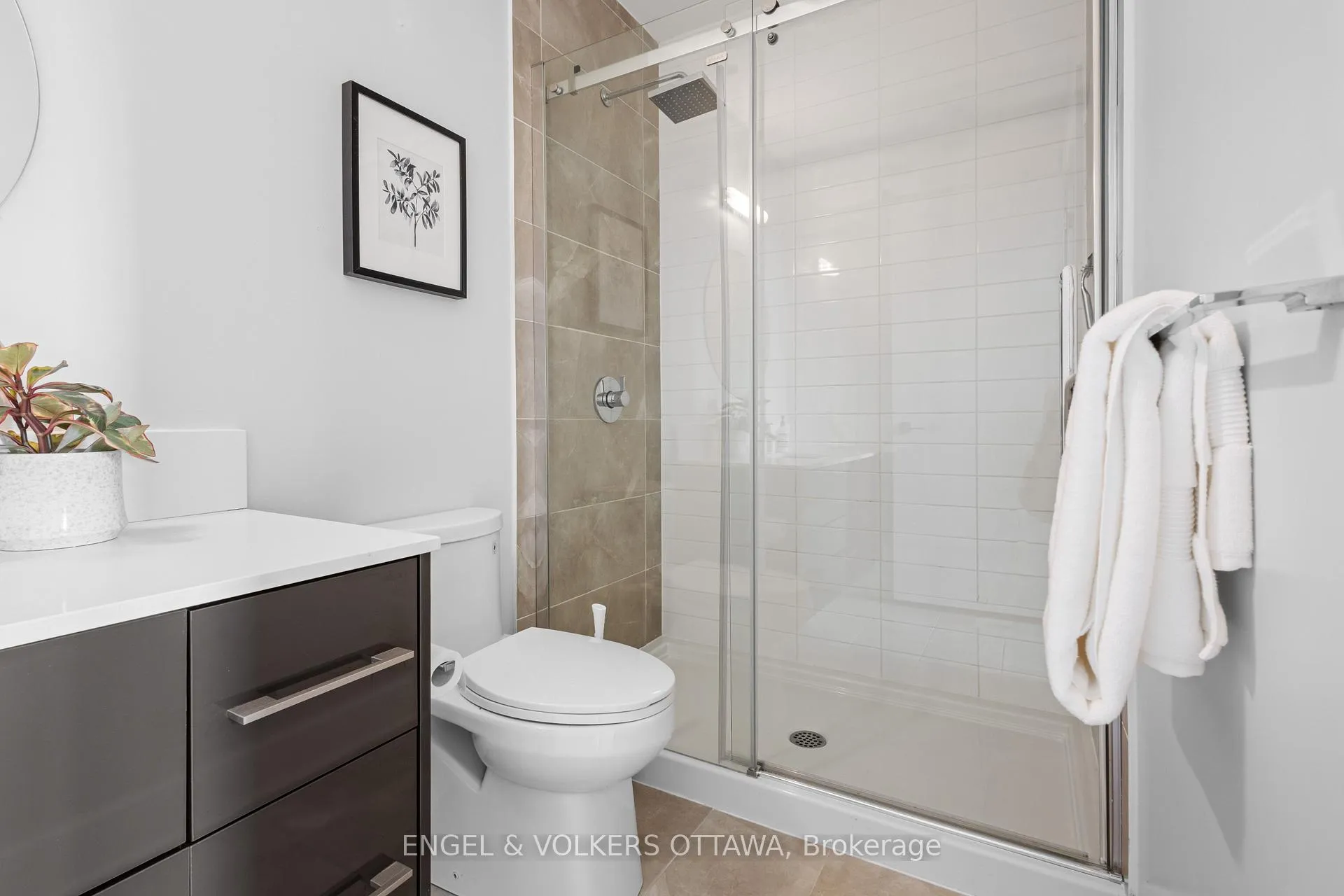 Photo 32 of Unit 302, 255 Bay Street, Ottawa, Ottawa Centre — HOMEH