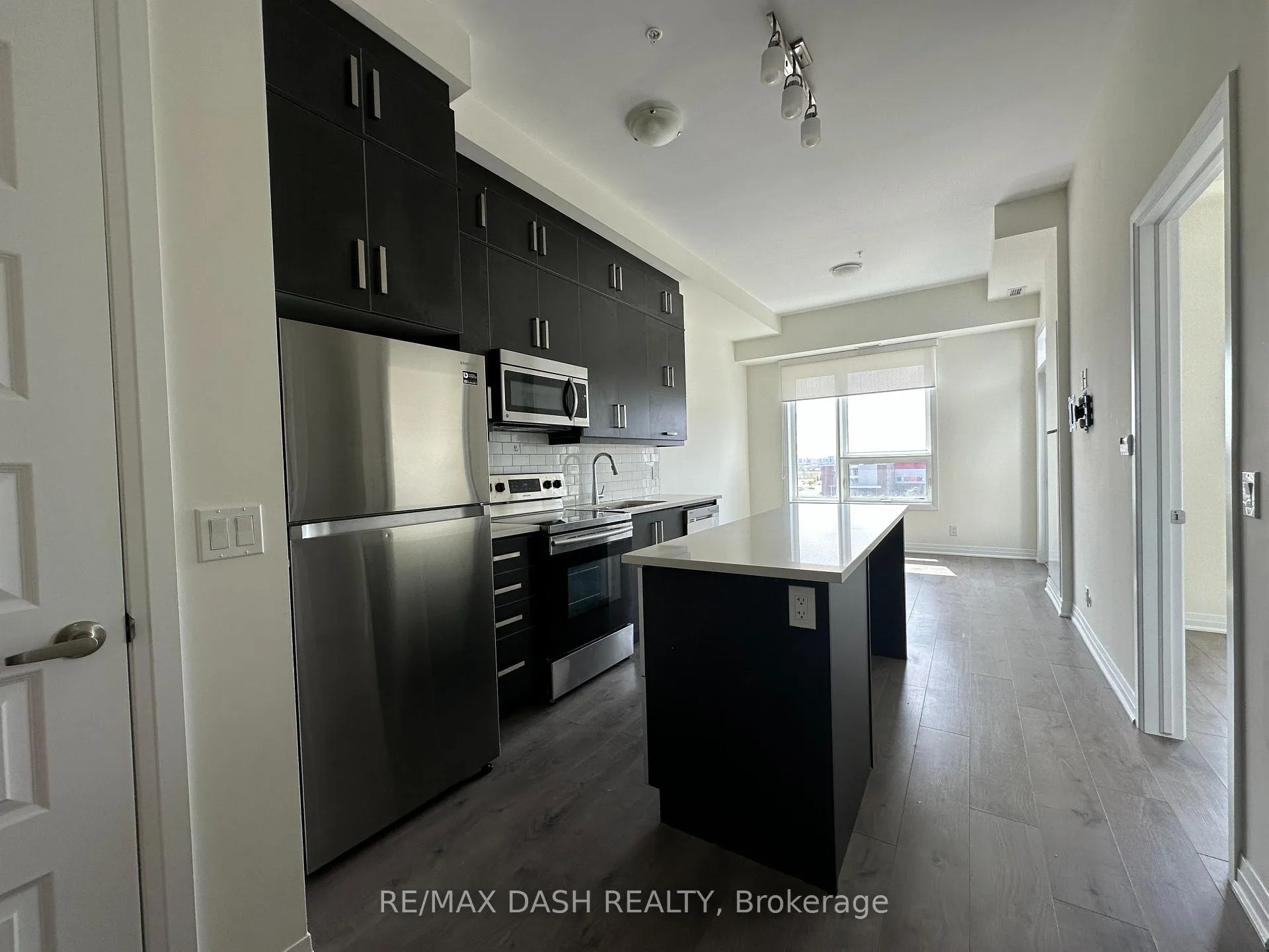 Photo 6 of Unit 635, 1105 Leger Way, Milton, Ford — HOMEH