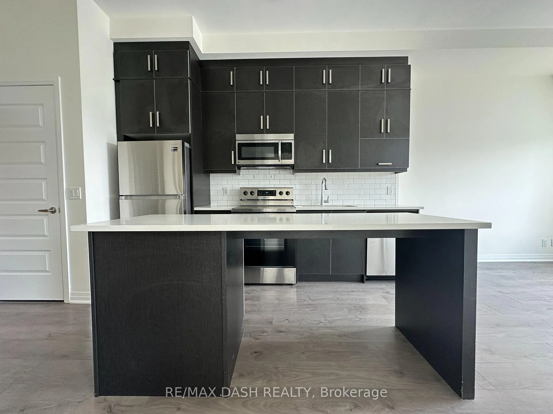 Photo 7 of Unit 635, 1105 Leger Way, Milton, Ford — HOMEH