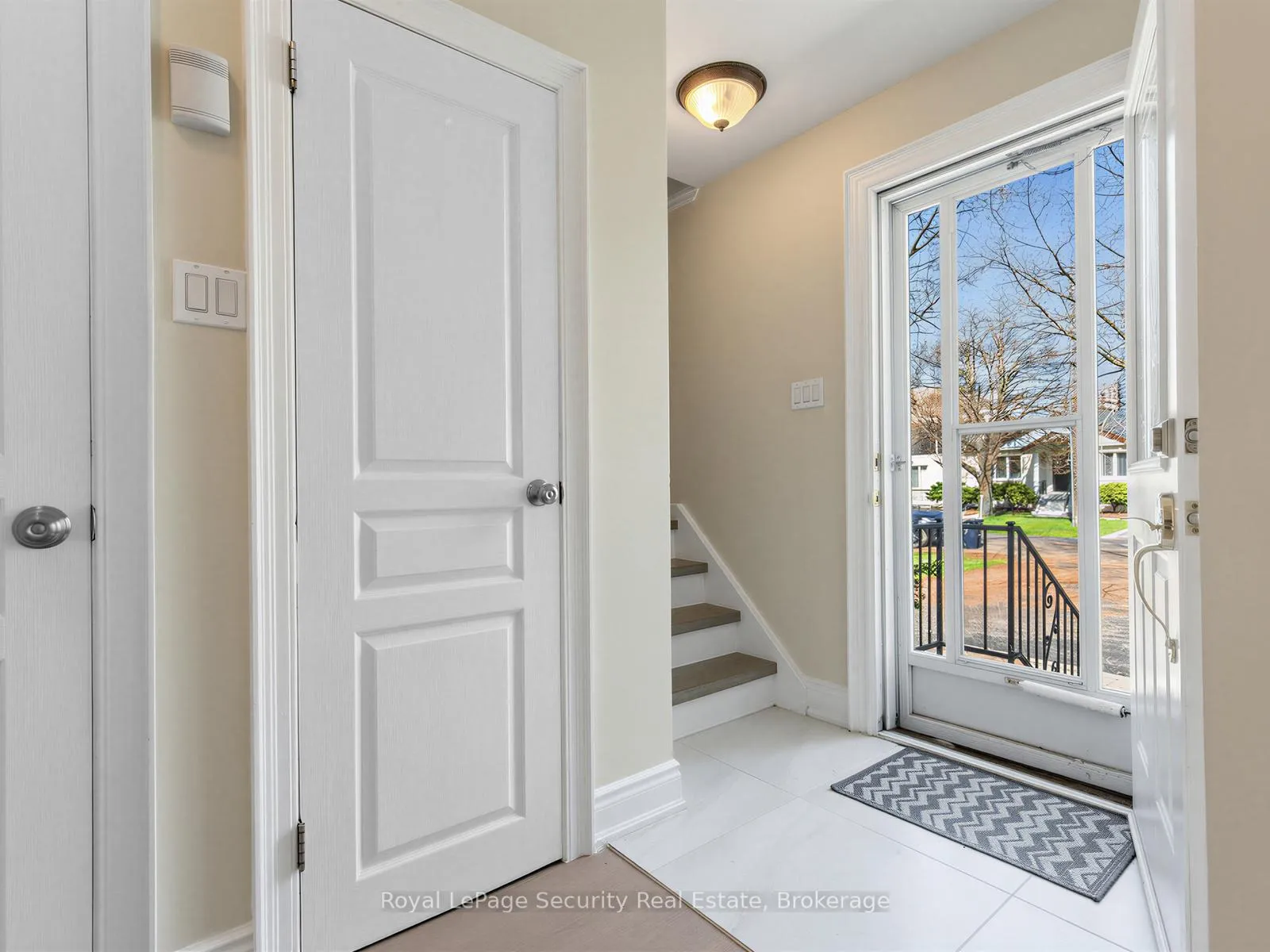 Photo 7 of 50 Wilmar Road, Etobicoke, Islington-City Centre West — HOMEH