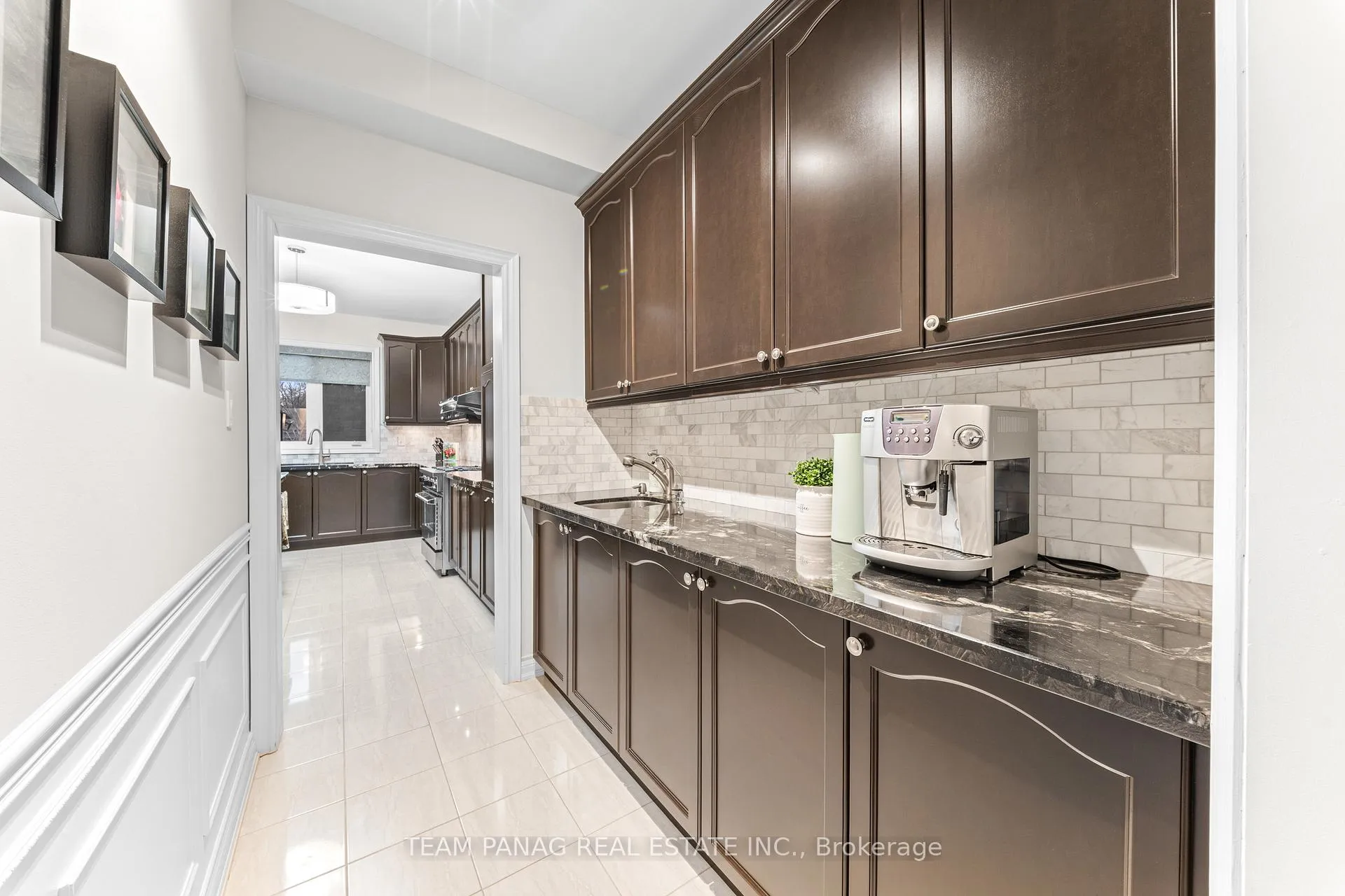 Photo 11 of 39 Dalmeny Drive, Brampton, Credit Valley — HOMEH