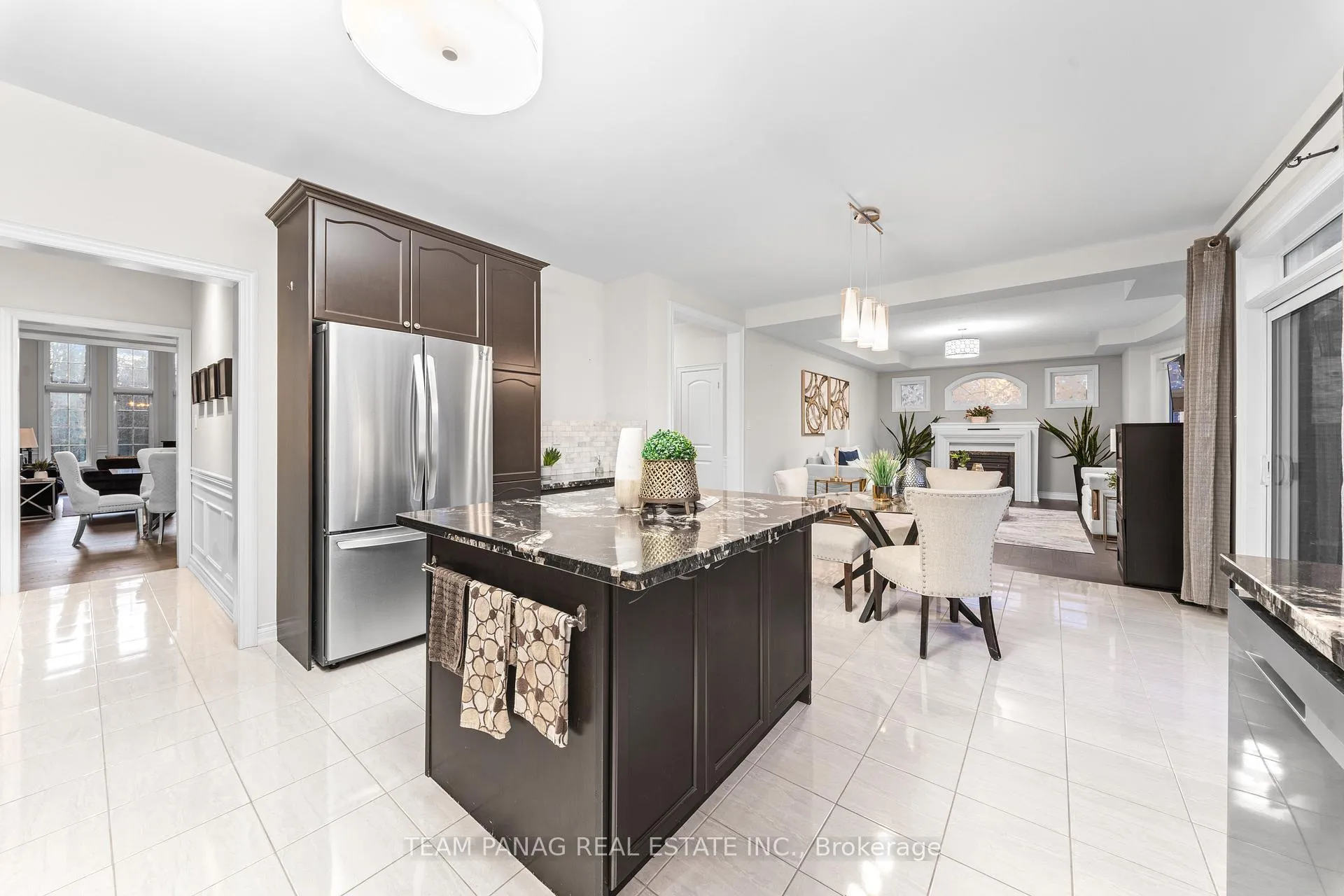 Photo 17 of 39 Dalmeny Drive, Brampton, Credit Valley — HOMEH