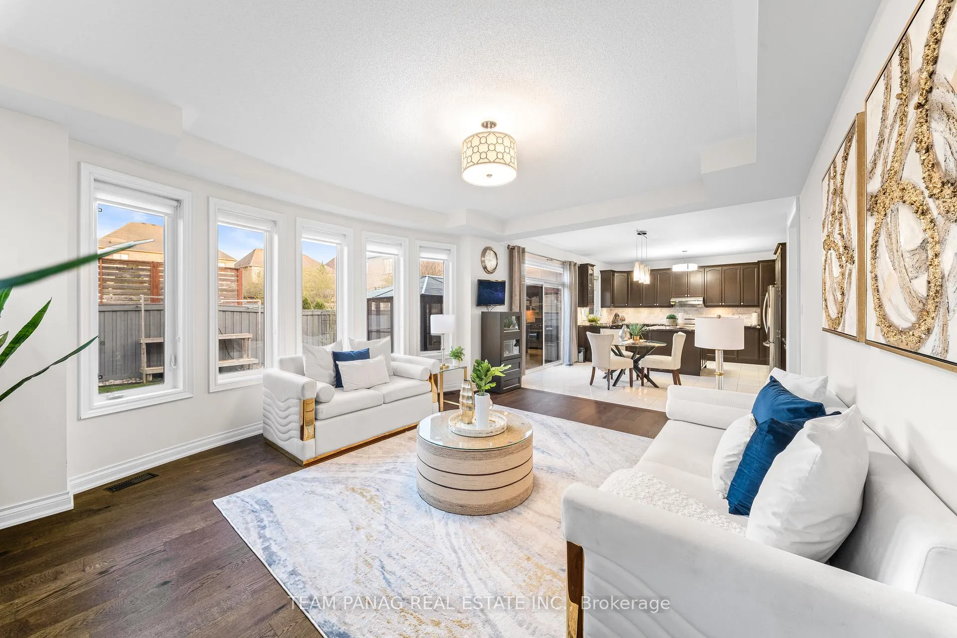 Photo 19 of 39 Dalmeny Drive, Brampton, Credit Valley — HOMEH