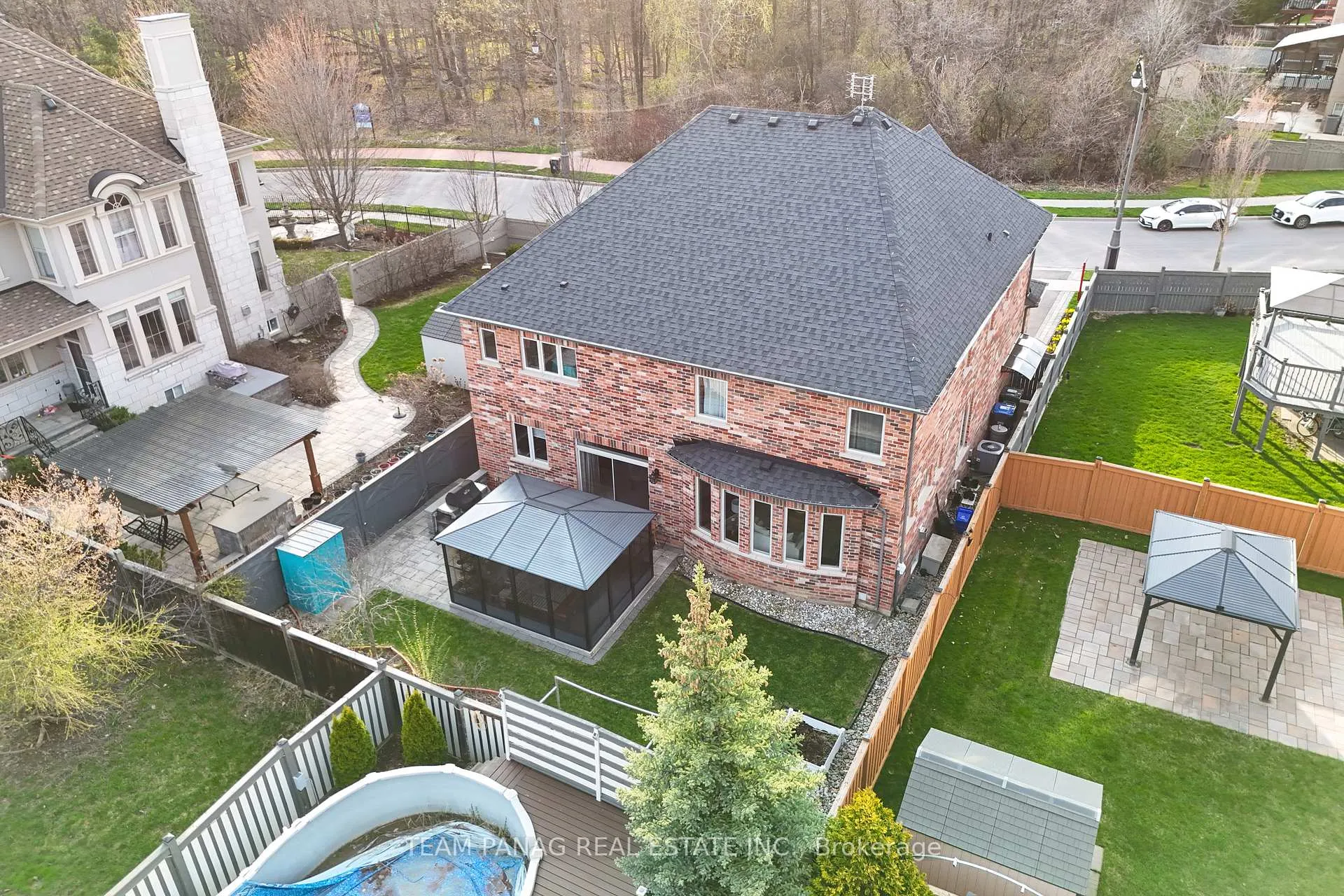 Photo 46 of 39 Dalmeny Drive, Brampton, Credit Valley — HOMEH