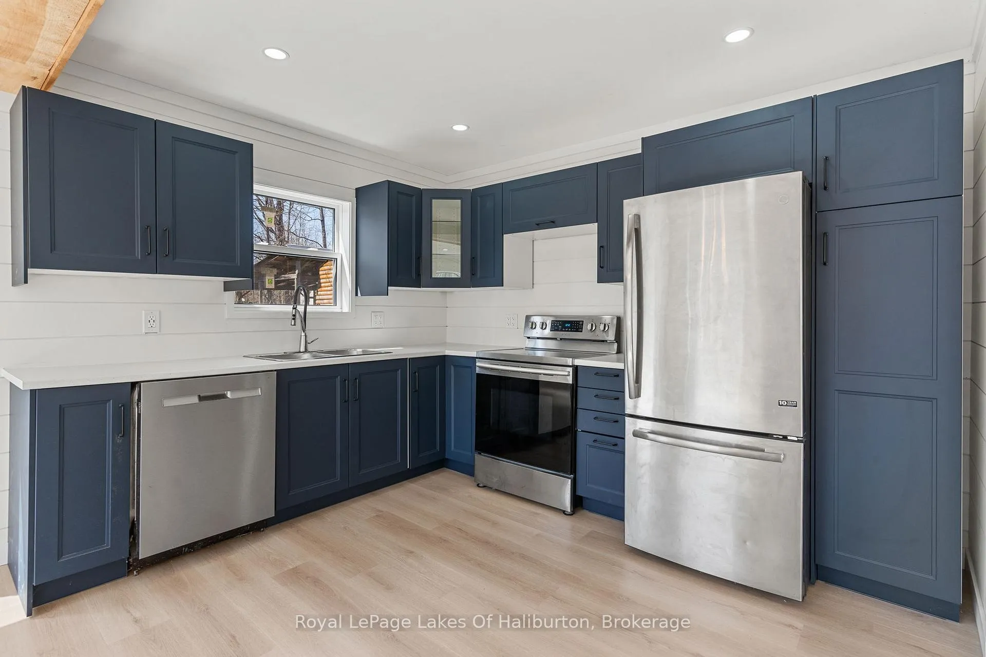 Photo 3 of 10531 County Road 503, Highlands East, Glamorgan — HOMEH