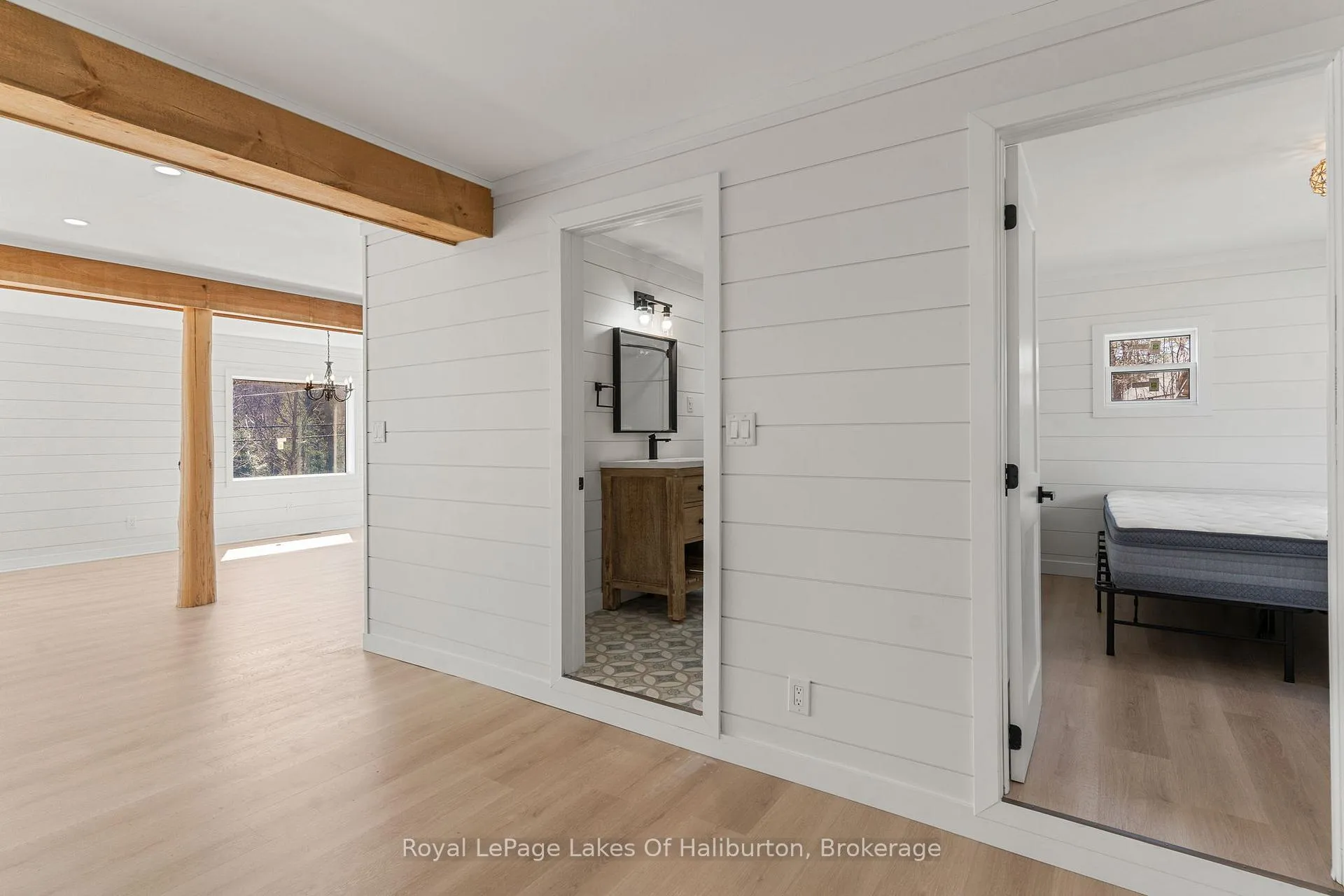 Photo 12 of 10531 County Road 503, Highlands East, Glamorgan — HOMEH