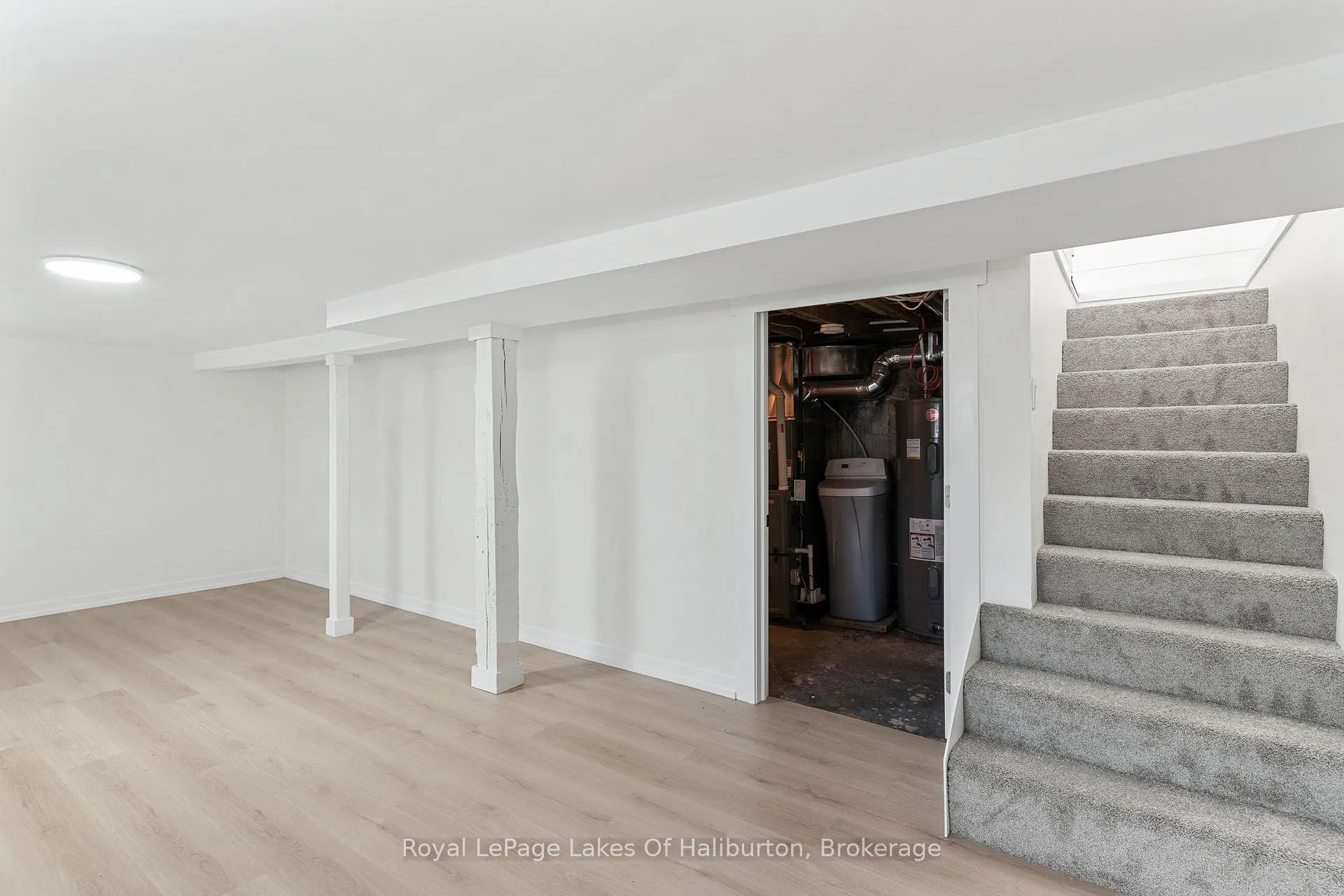 Photo 27 of 10531 County Road 503, Highlands East, Glamorgan — HOMEH