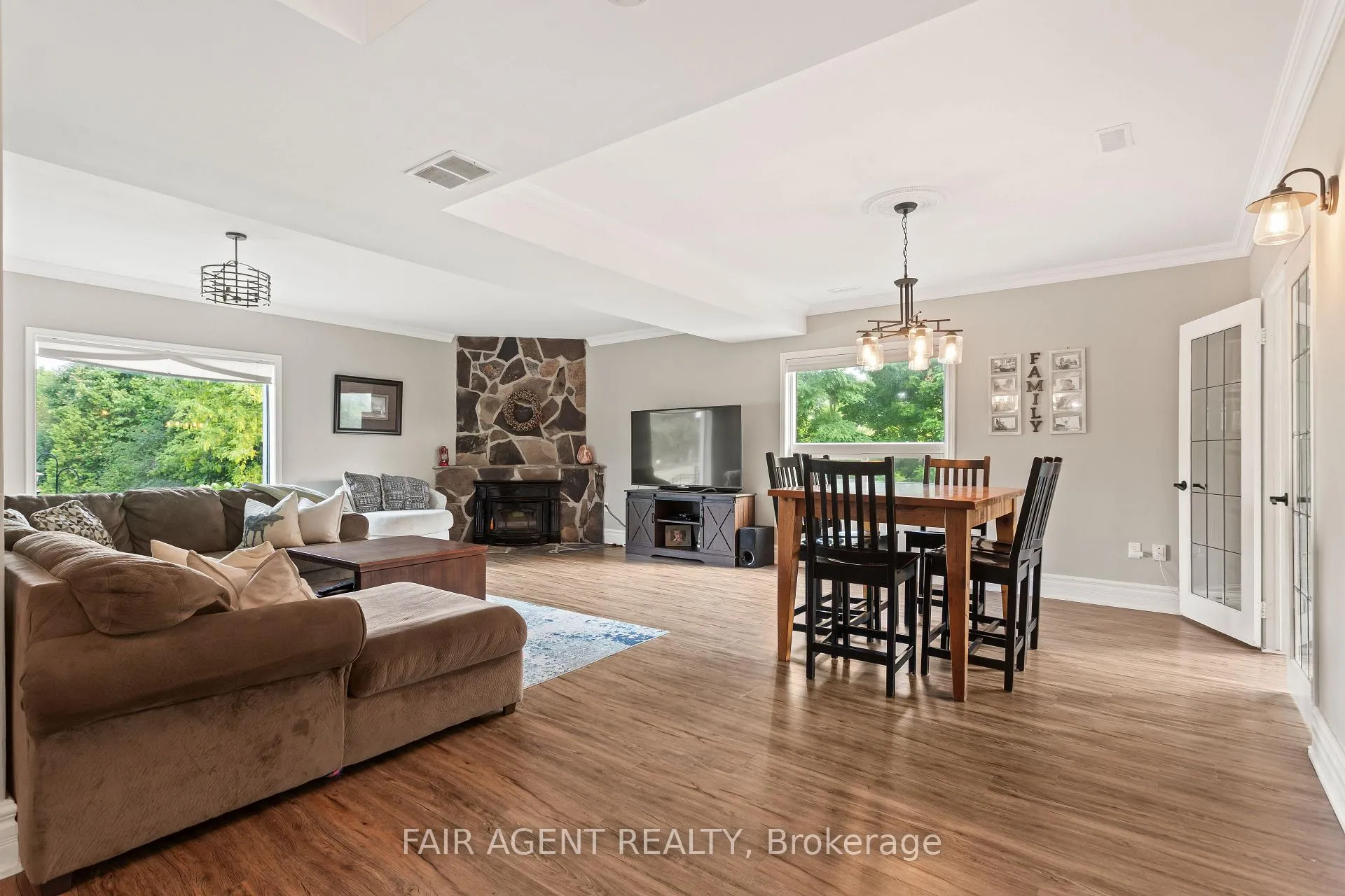 Photo 12 of 4484 Ausable Drive, North Middlesex, Rural North Middlesex — HOMEH