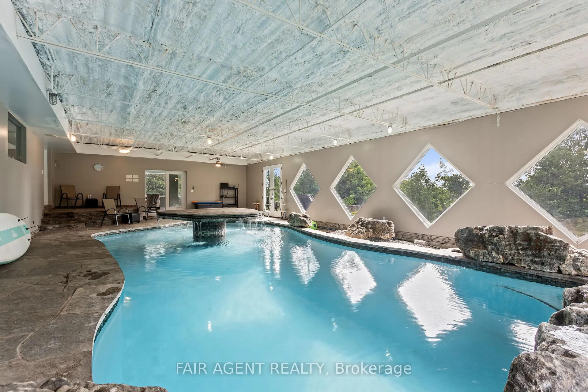 Photo 20 of 4484 Ausable Drive, North Middlesex, Rural North Middlesex — HOMEH