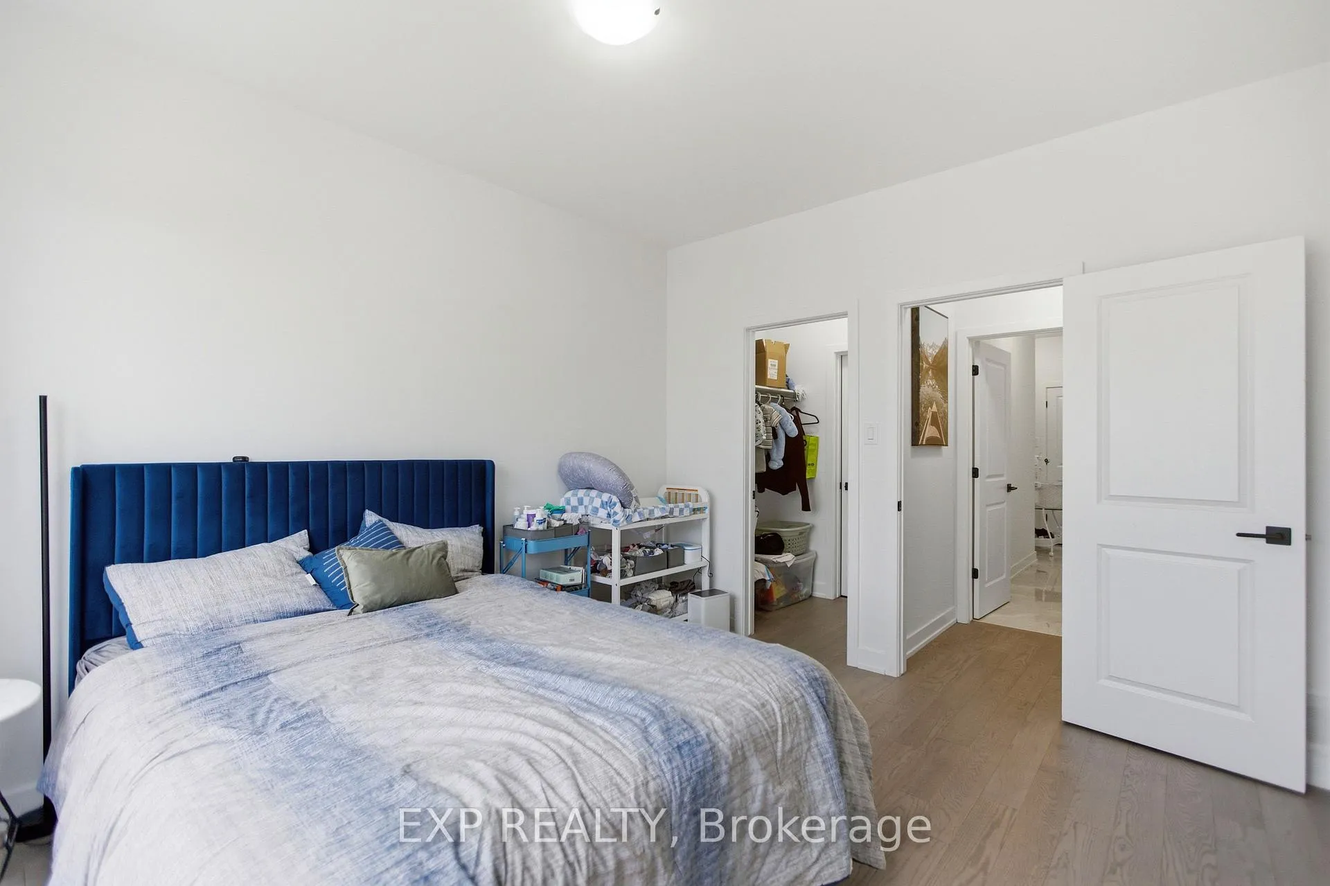 Photo 13 of 137 Shelleright Street, Ottawa, Kanata - Emerald Meadows/Trailwest — HOMEH