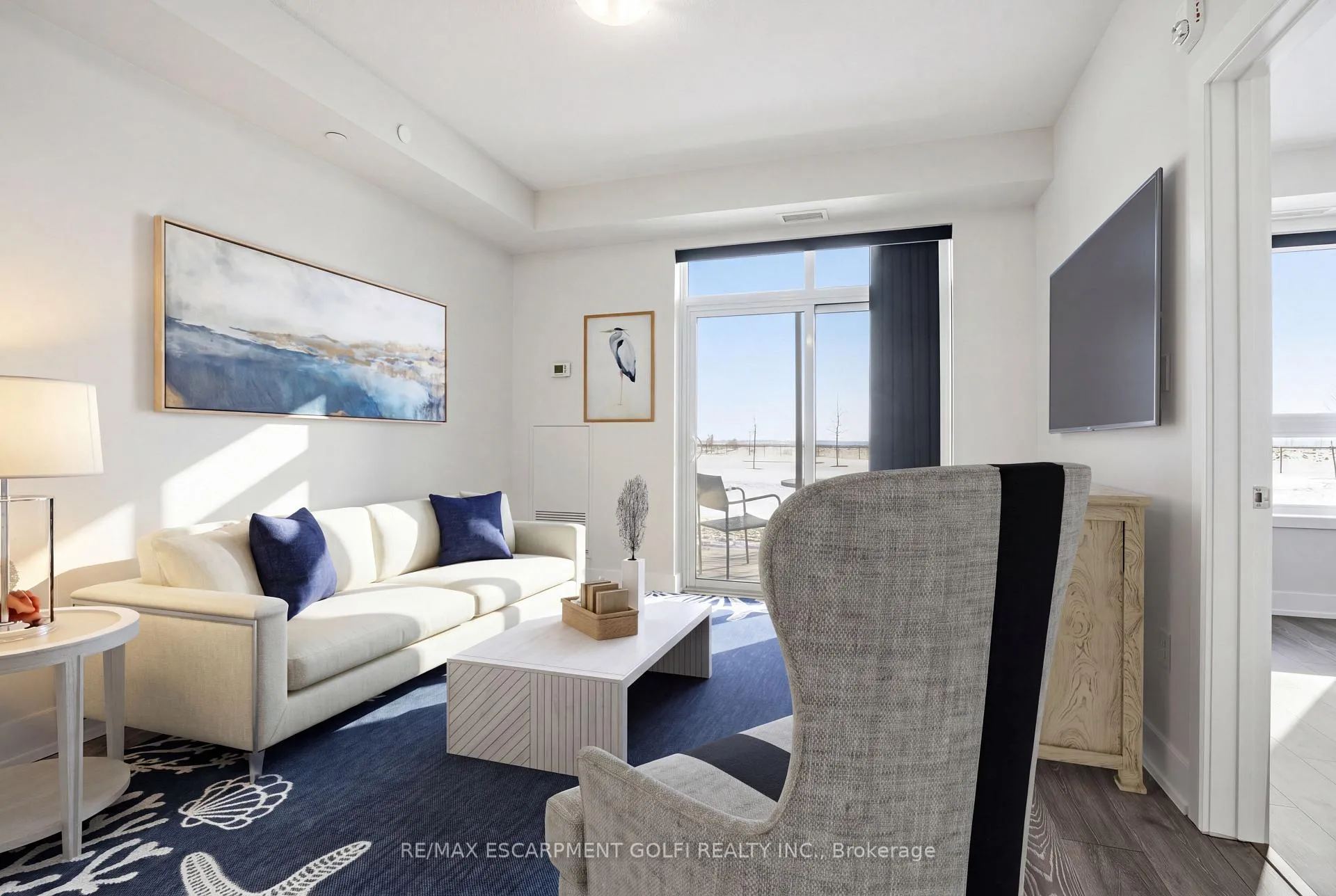 Photo 6 of Unit 104, 101 Shoreview Place, Hamilton, Lakeshore — HOMEH
