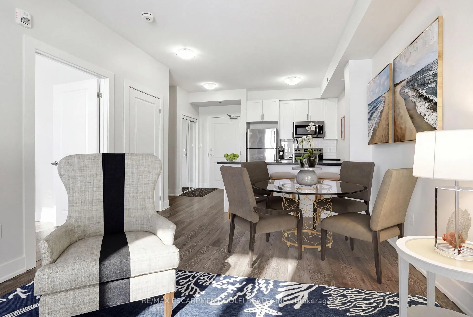 Photo 8 of Unit 104, 101 Shoreview Place, Hamilton, Lakeshore — HOMEH