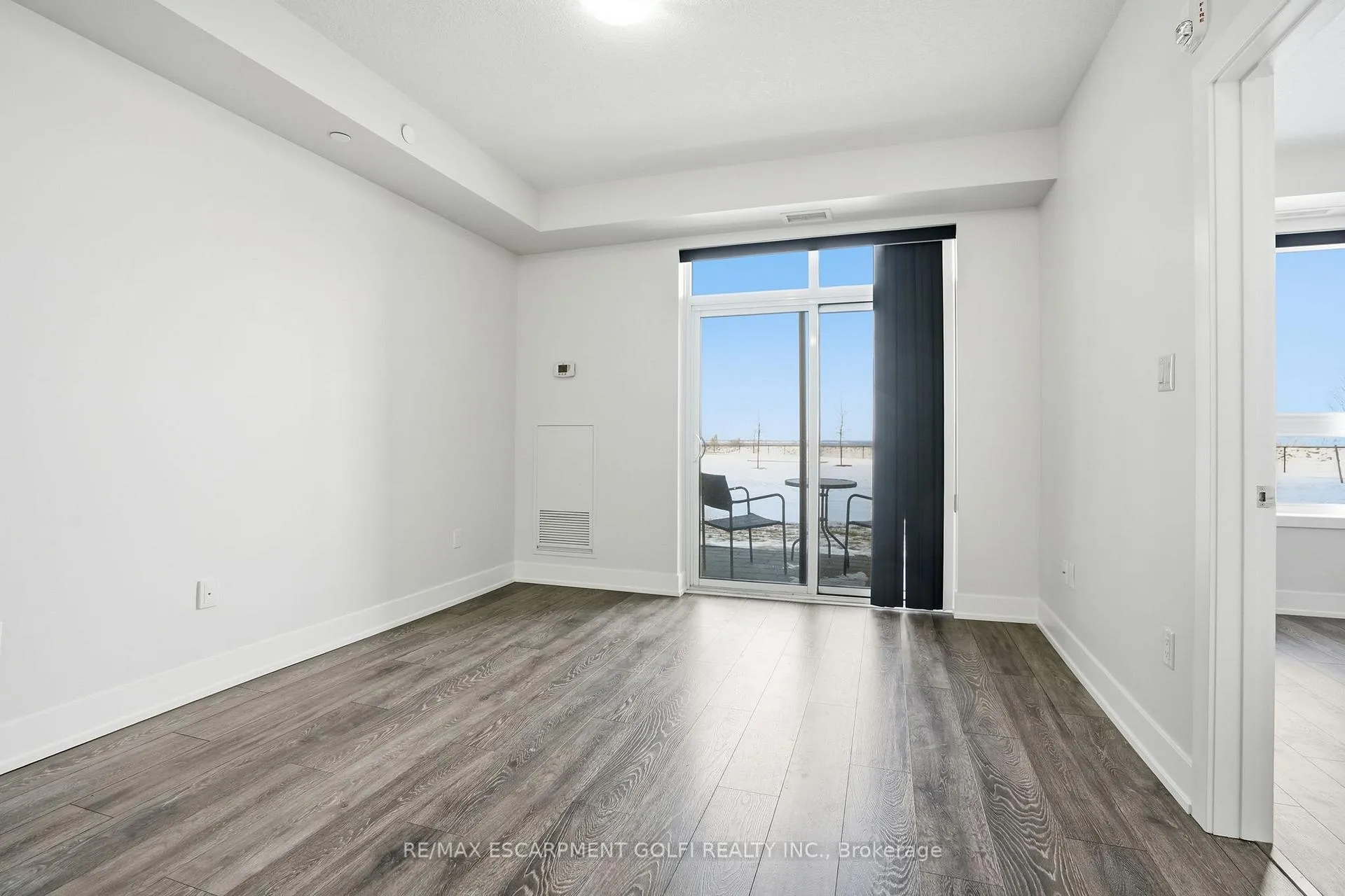 Photo 15 of Unit 104, 101 Shoreview Place, Hamilton, Lakeshore — HOMEH