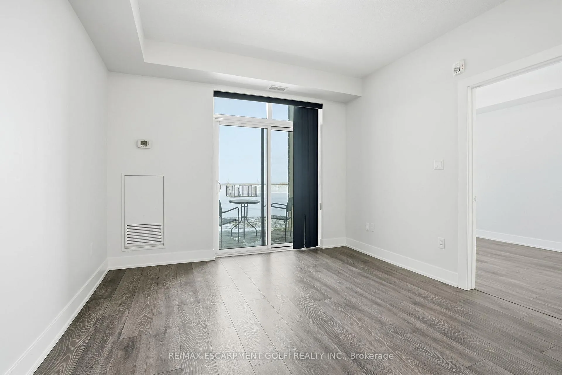 Photo 16 of Unit 104, 101 Shoreview Place, Hamilton, Lakeshore — HOMEH