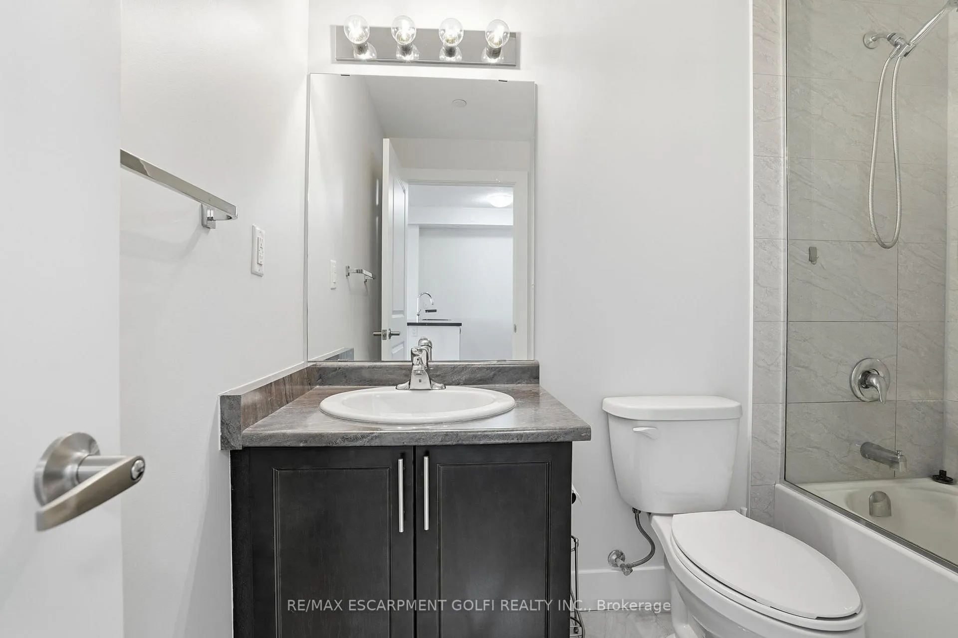 Photo 19 of Unit 104, 101 Shoreview Place, Hamilton, Lakeshore — HOMEH