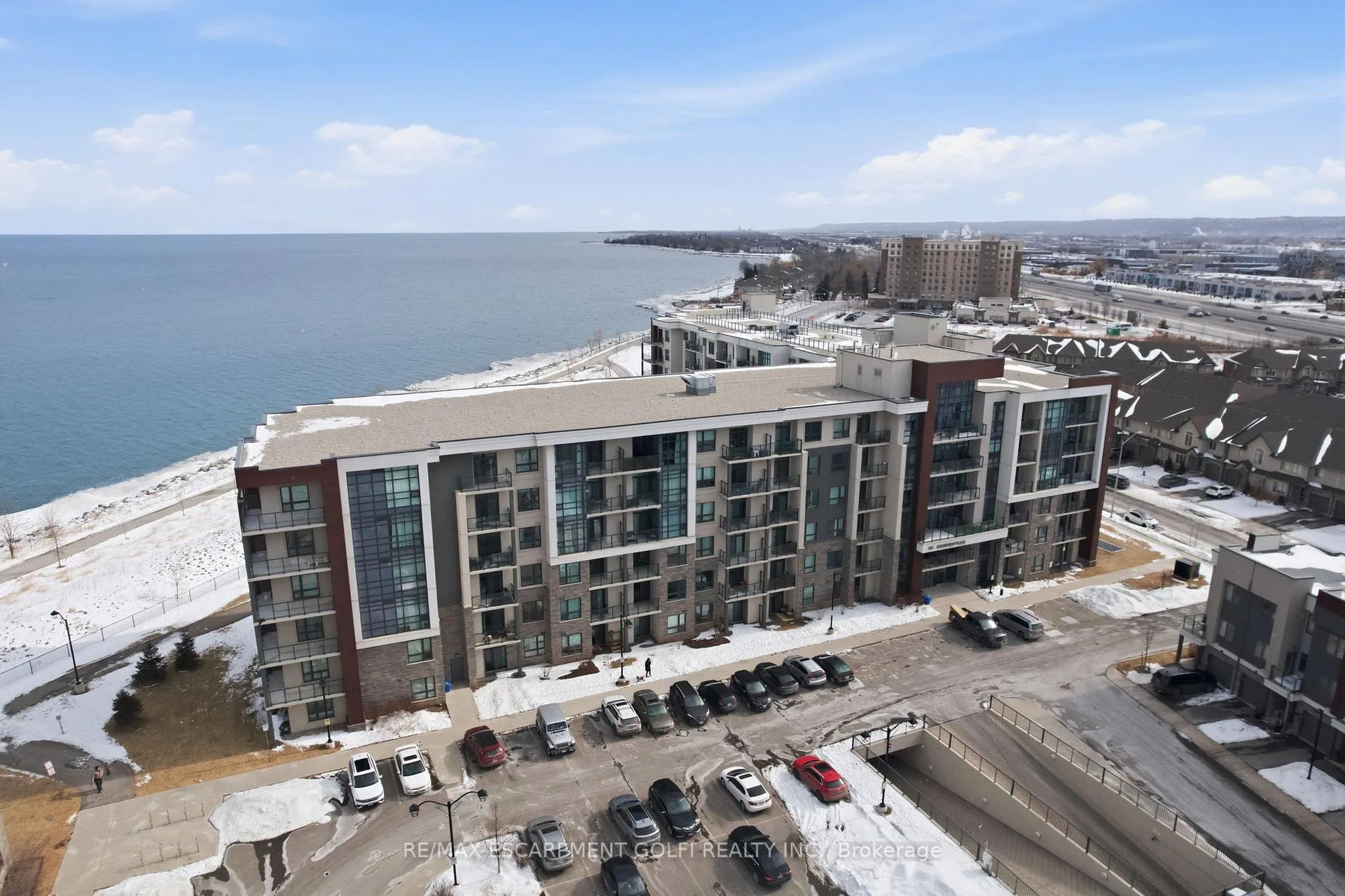 Photo 35 of Unit 104, 101 Shoreview Place, Hamilton, Lakeshore — HOMEH