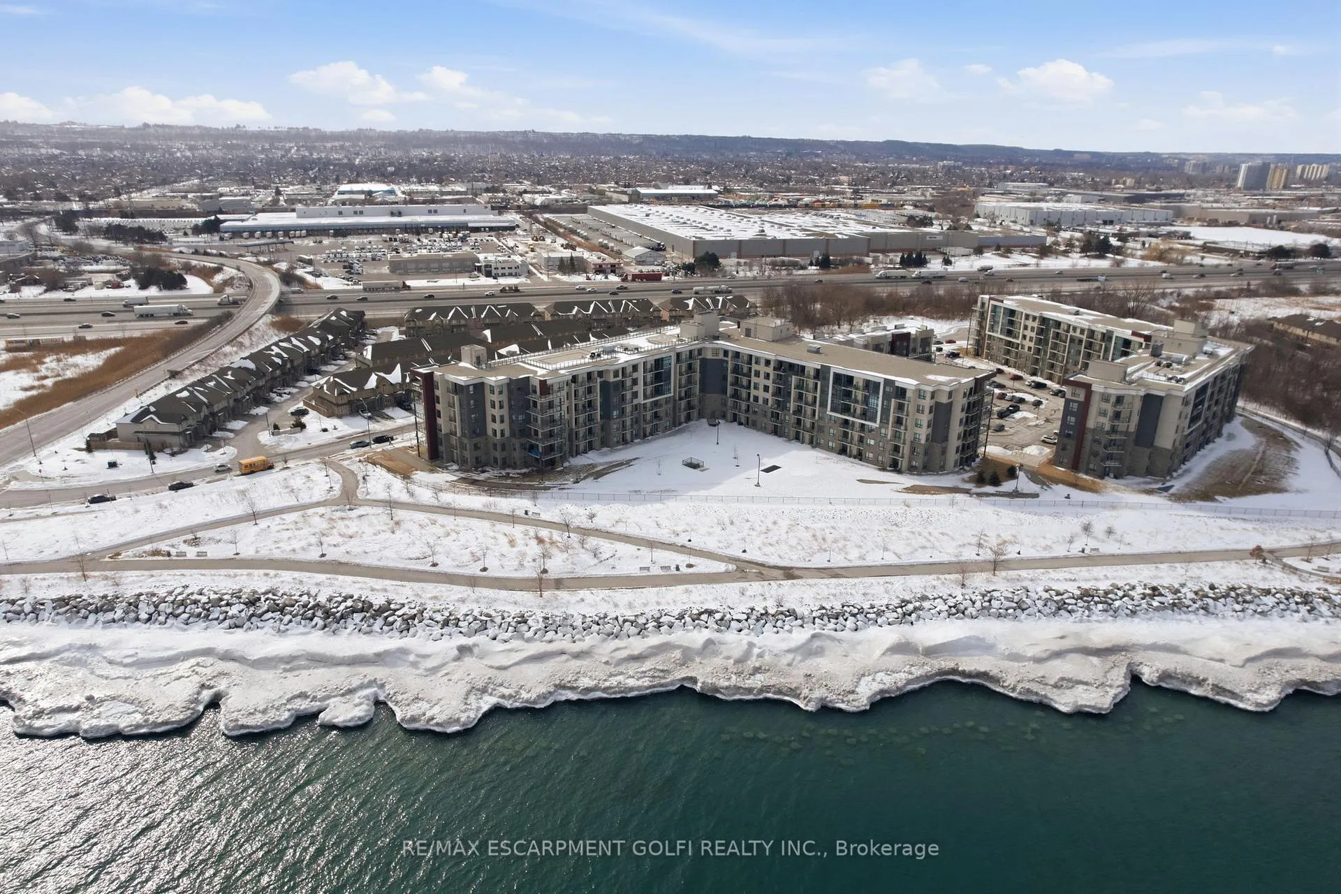 Photo 36 of Unit 104, 101 Shoreview Place, Hamilton, Lakeshore — HOMEH
