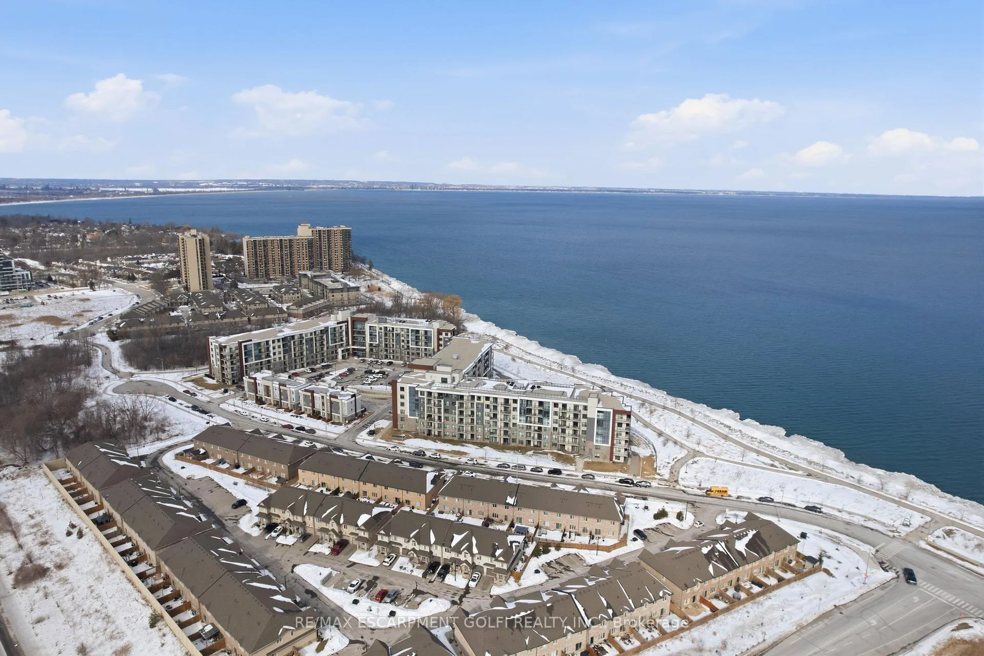 Photo 37 of Unit 104, 101 Shoreview Place, Hamilton, Lakeshore — HOMEH