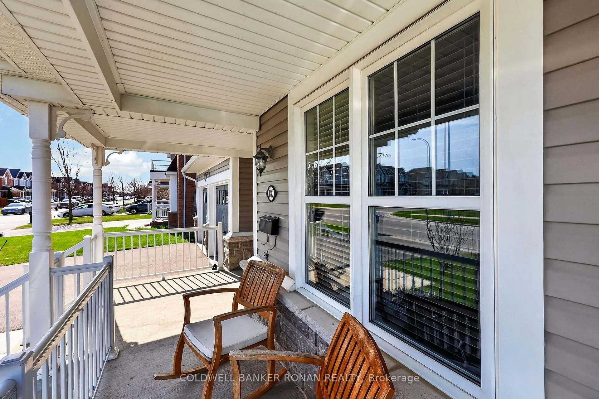 Photo 3 of 182 Shephard Avenue, New Tecumseth, Alliston — HOMEH