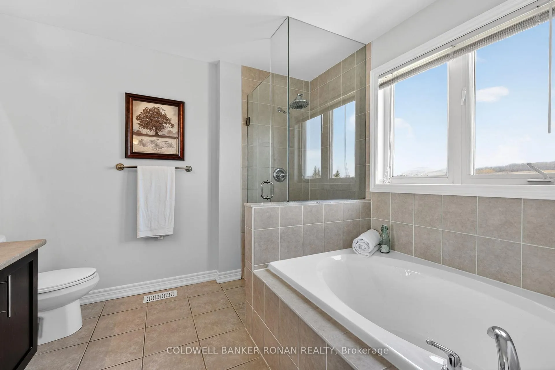 Photo 24 of 182 Shephard Avenue, New Tecumseth, Alliston — HOMEH