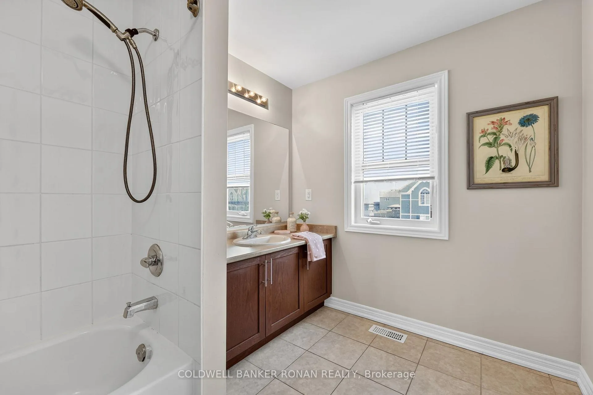Photo 36 of 182 Shephard Avenue, New Tecumseth, Alliston — HOMEH