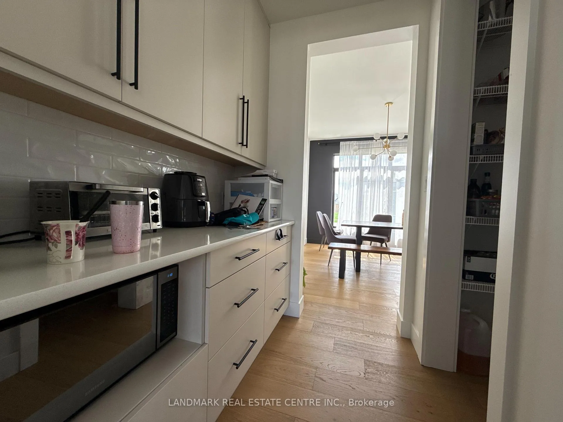 Photo 11 of 76 Hazelwood Pass, Thames Centre, Dorchester — HOMEH