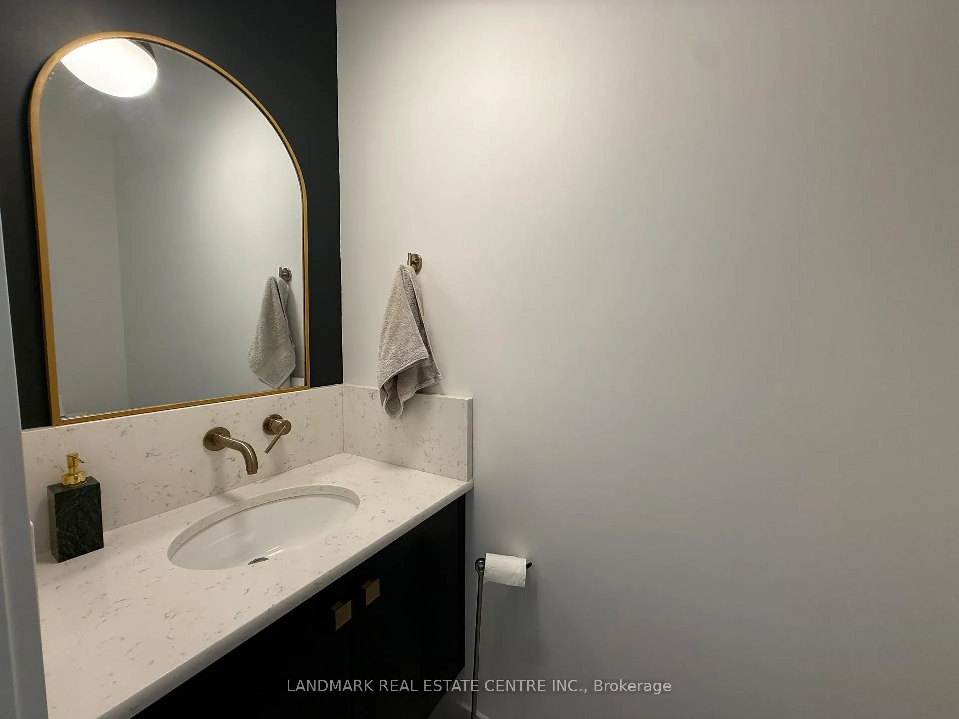 Photo 14 of 76 Hazelwood Pass, Thames Centre, Dorchester — HOMEH