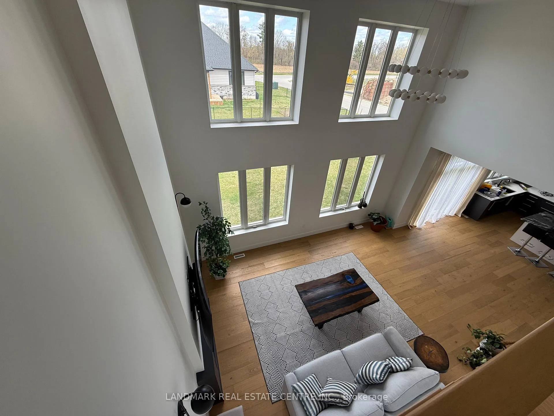 Photo 17 of 76 Hazelwood Pass, Thames Centre, Dorchester — HOMEH