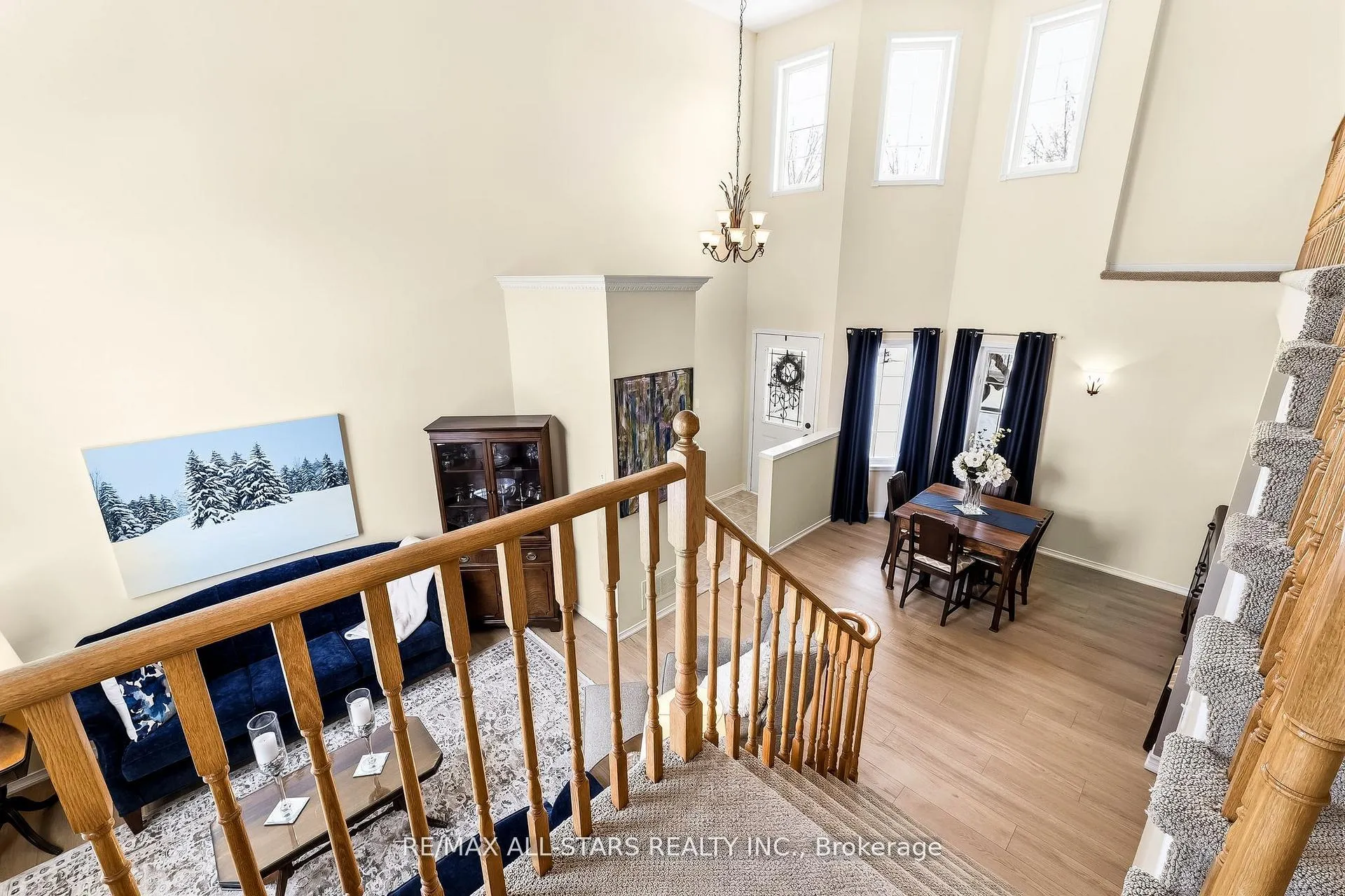 Photo 13 of 69 Matthewson Place, Whitby, Brooklin — HOMEH