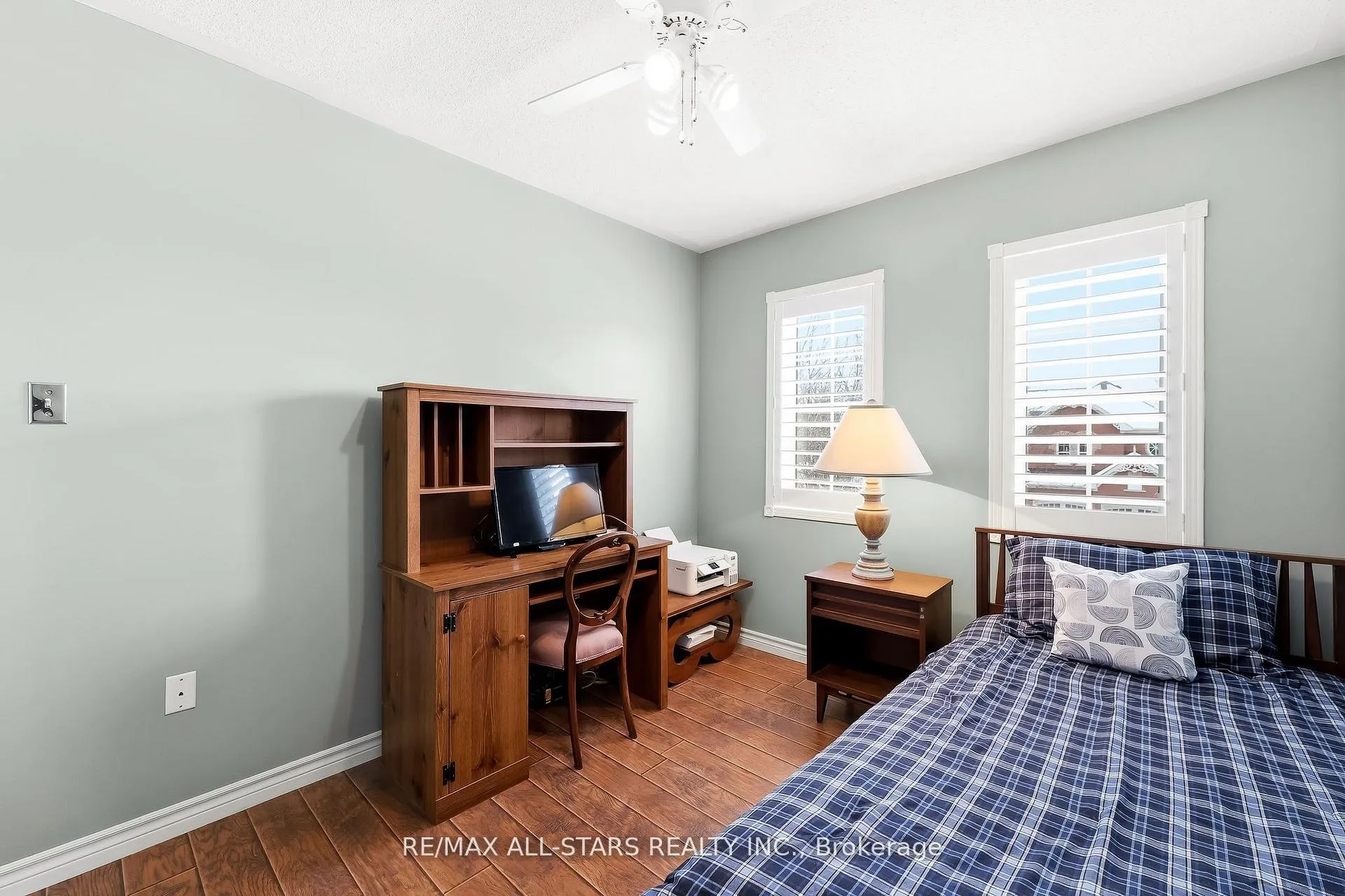 Photo 23 of 69 Matthewson Place, Whitby, Brooklin — HOMEH