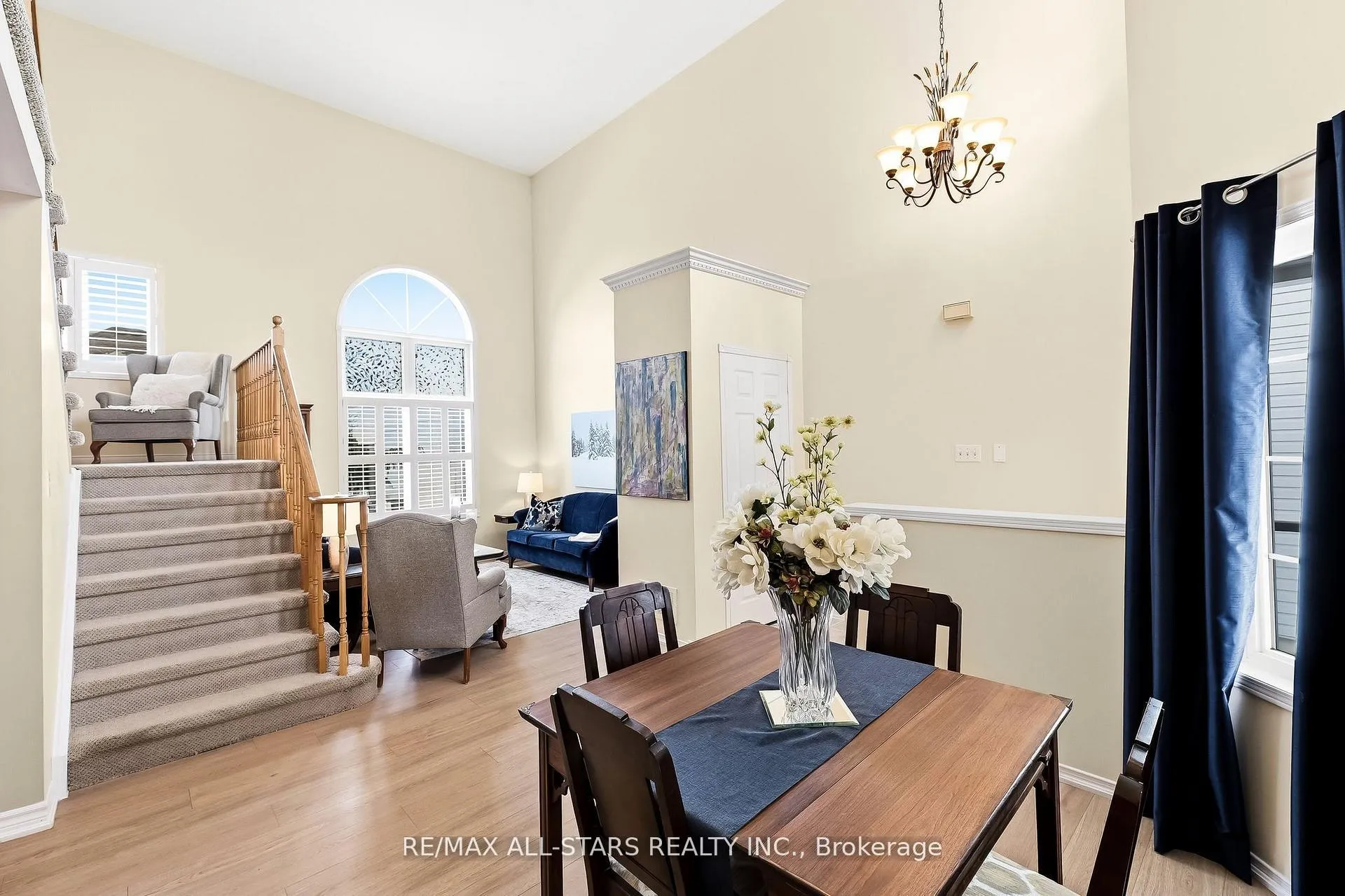 Photo 31 of 69 Matthewson Place, Whitby, Brooklin — HOMEH