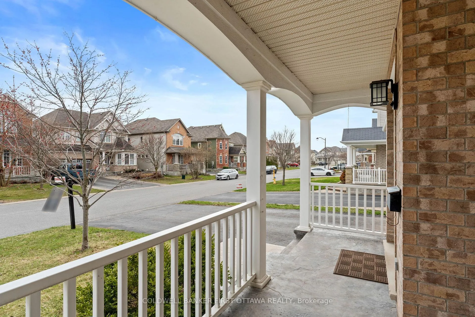 Photo 3 of 2176 Sunset Cove Circle, Ottawa, Barrhaven - Half Moon Bay — HOMEH
