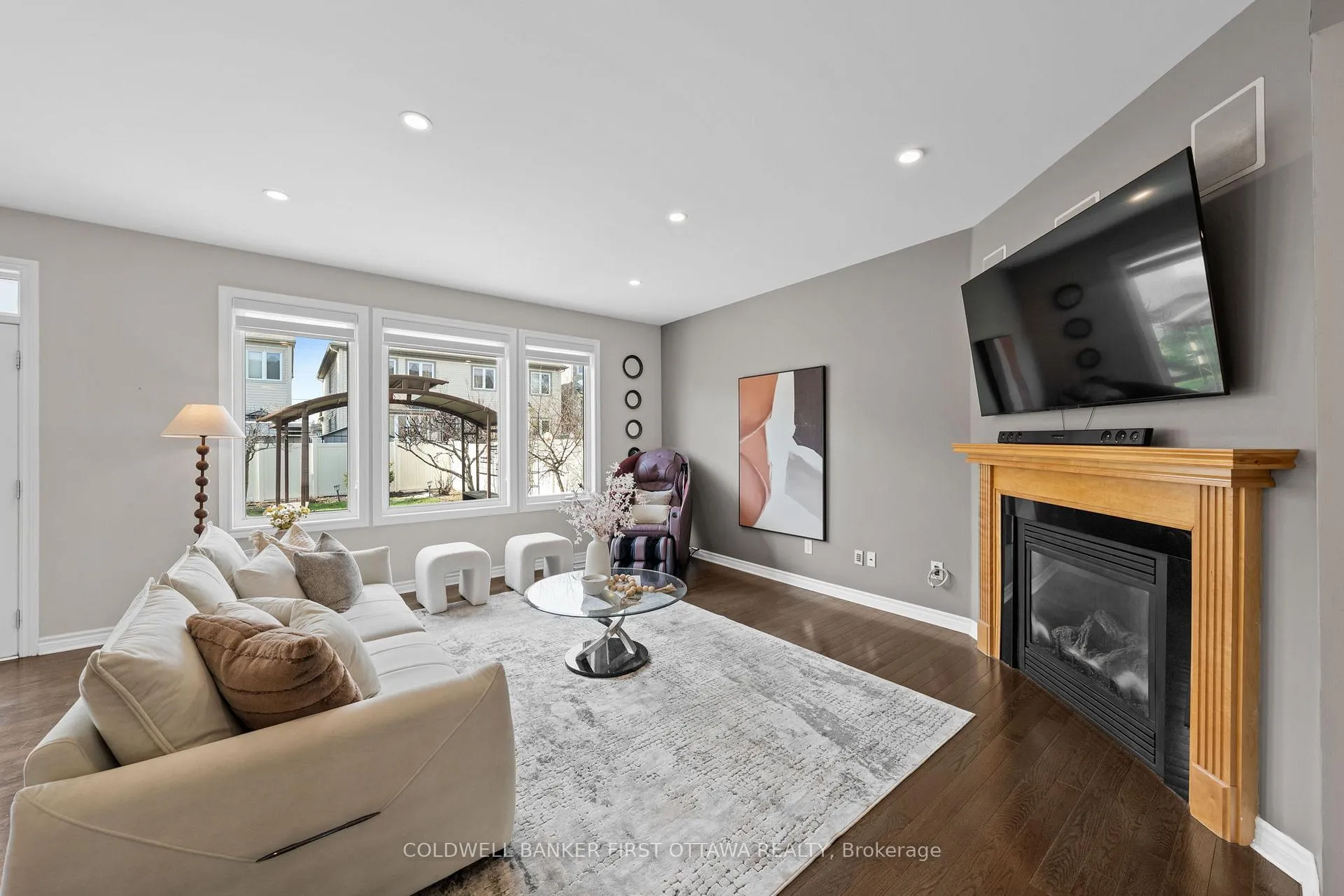Photo 7 of 2176 Sunset Cove Circle, Ottawa, Barrhaven - Half Moon Bay — HOMEH