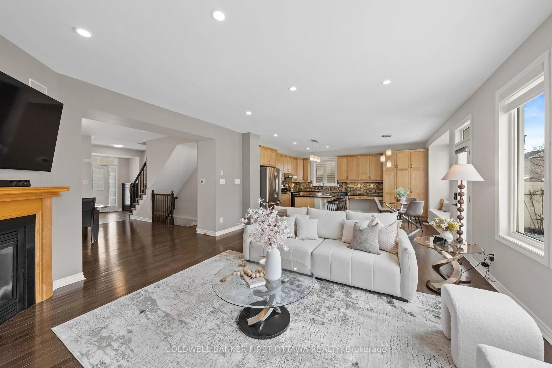 Photo 8 of 2176 Sunset Cove Circle, Ottawa, Barrhaven - Half Moon Bay — HOMEH