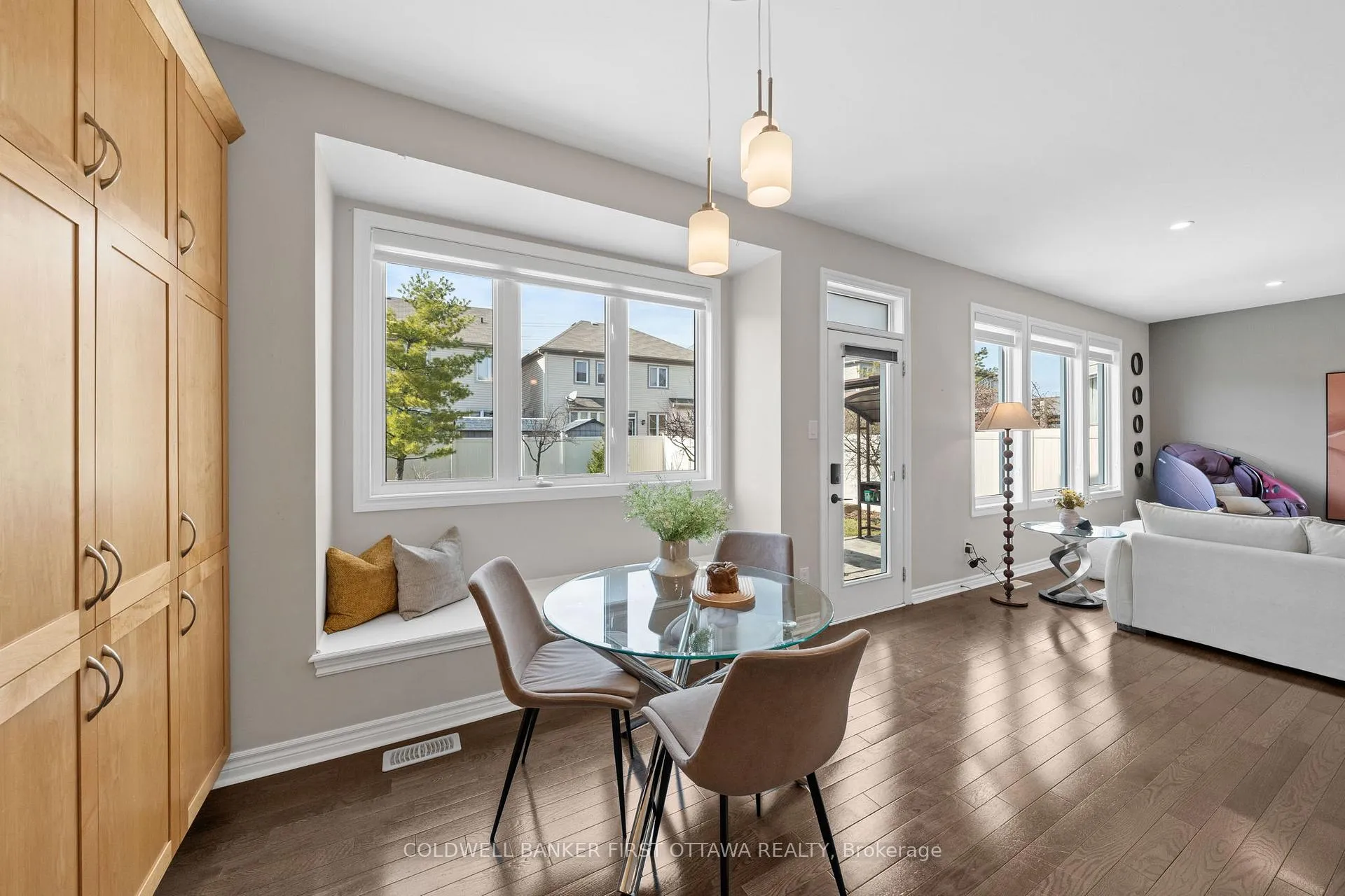 Photo 14 of 2176 Sunset Cove Circle, Ottawa, Barrhaven - Half Moon Bay — HOMEH