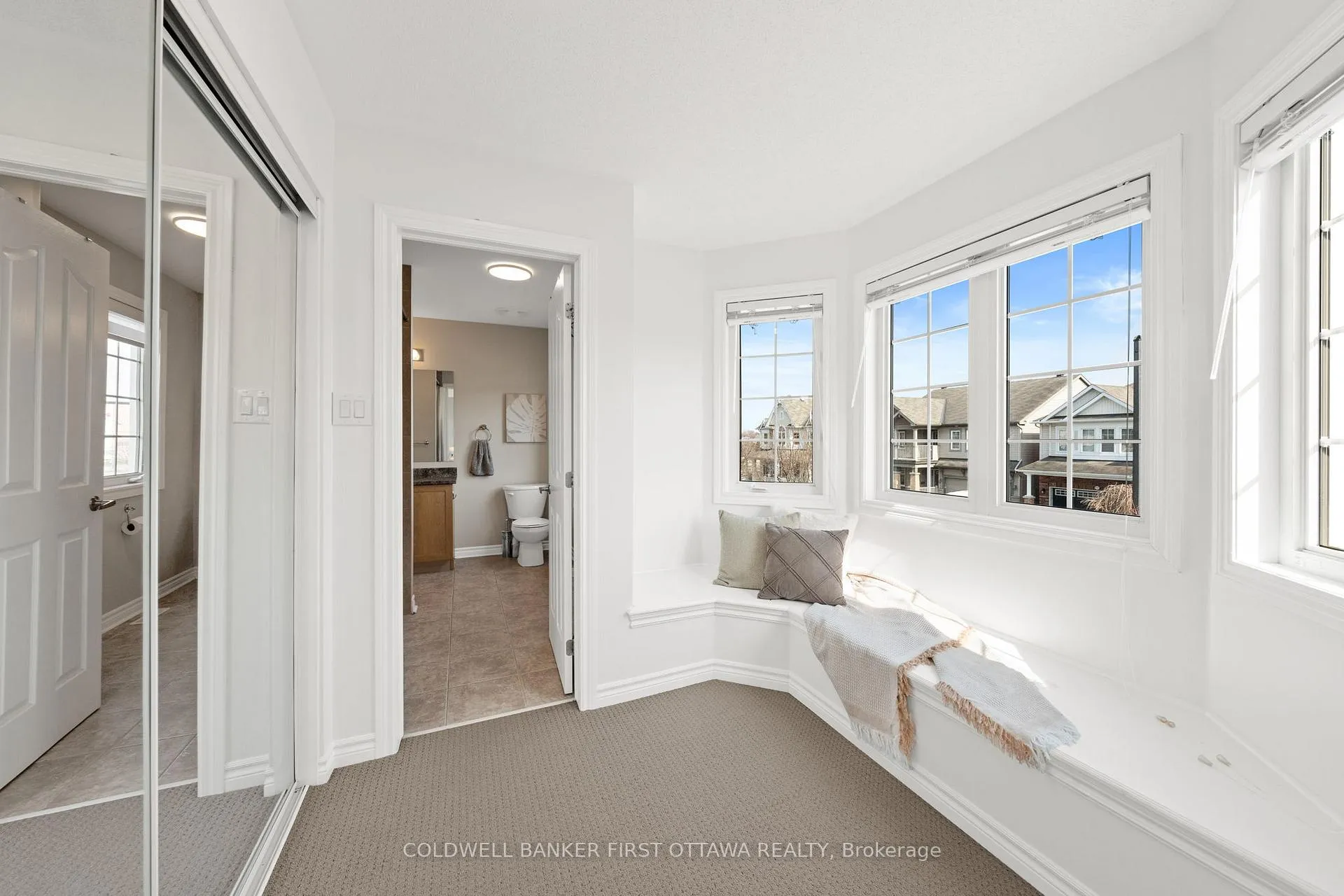Photo 21 of 2176 Sunset Cove Circle, Ottawa, Barrhaven - Half Moon Bay — HOMEH