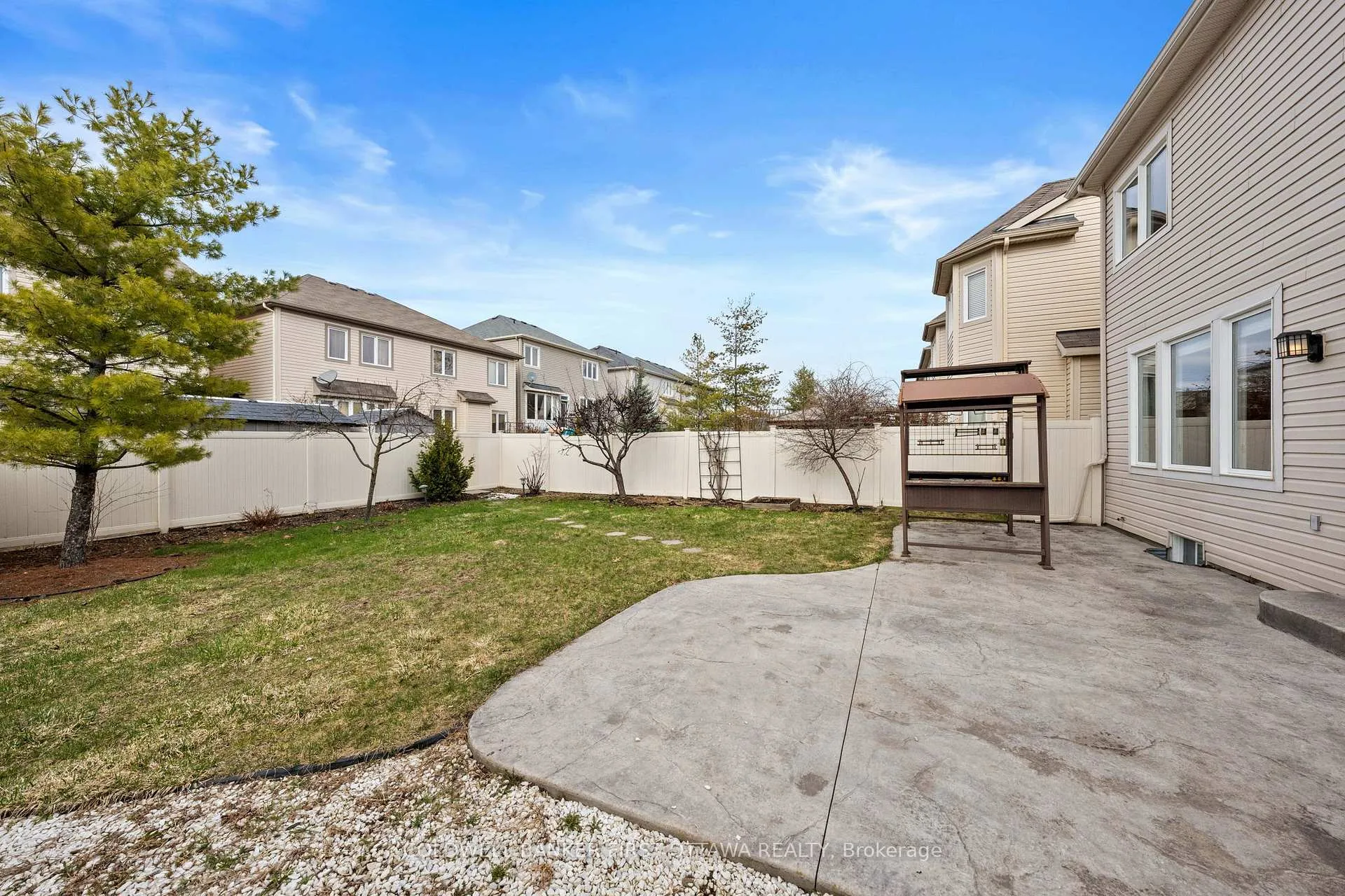 Photo 32 of 2176 Sunset Cove Circle, Ottawa, Barrhaven - Half Moon Bay — HOMEH