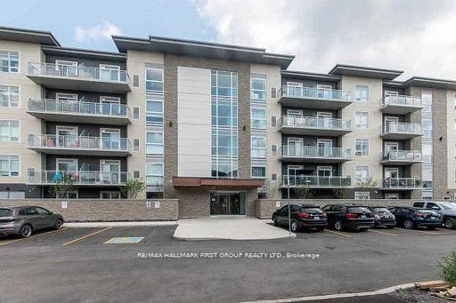 Photo 12 of Unit 411, 16 Markle Crescent, Hamilton, Ancaster — HOMEH