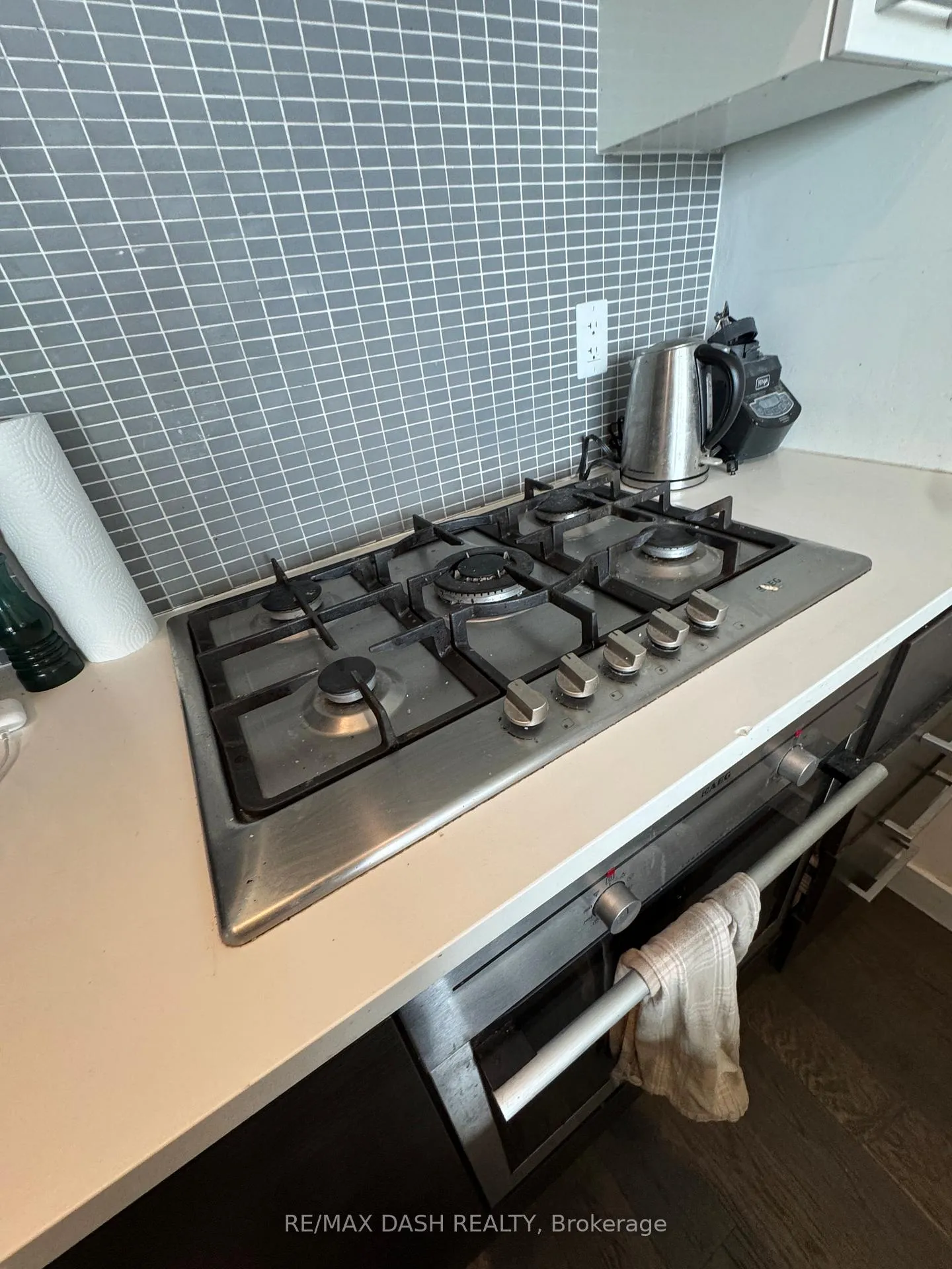 Photo 4 of Unit 701, 90 Broadview Avenue, Toronto, South Riverdale — HOMEH