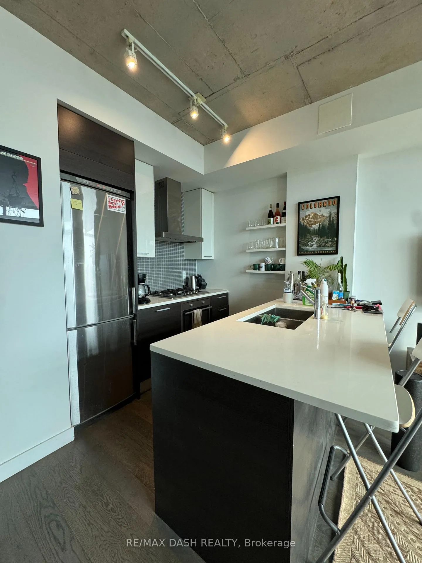 Photo 5 of Unit 701, 90 Broadview Avenue, Toronto, South Riverdale — HOMEH