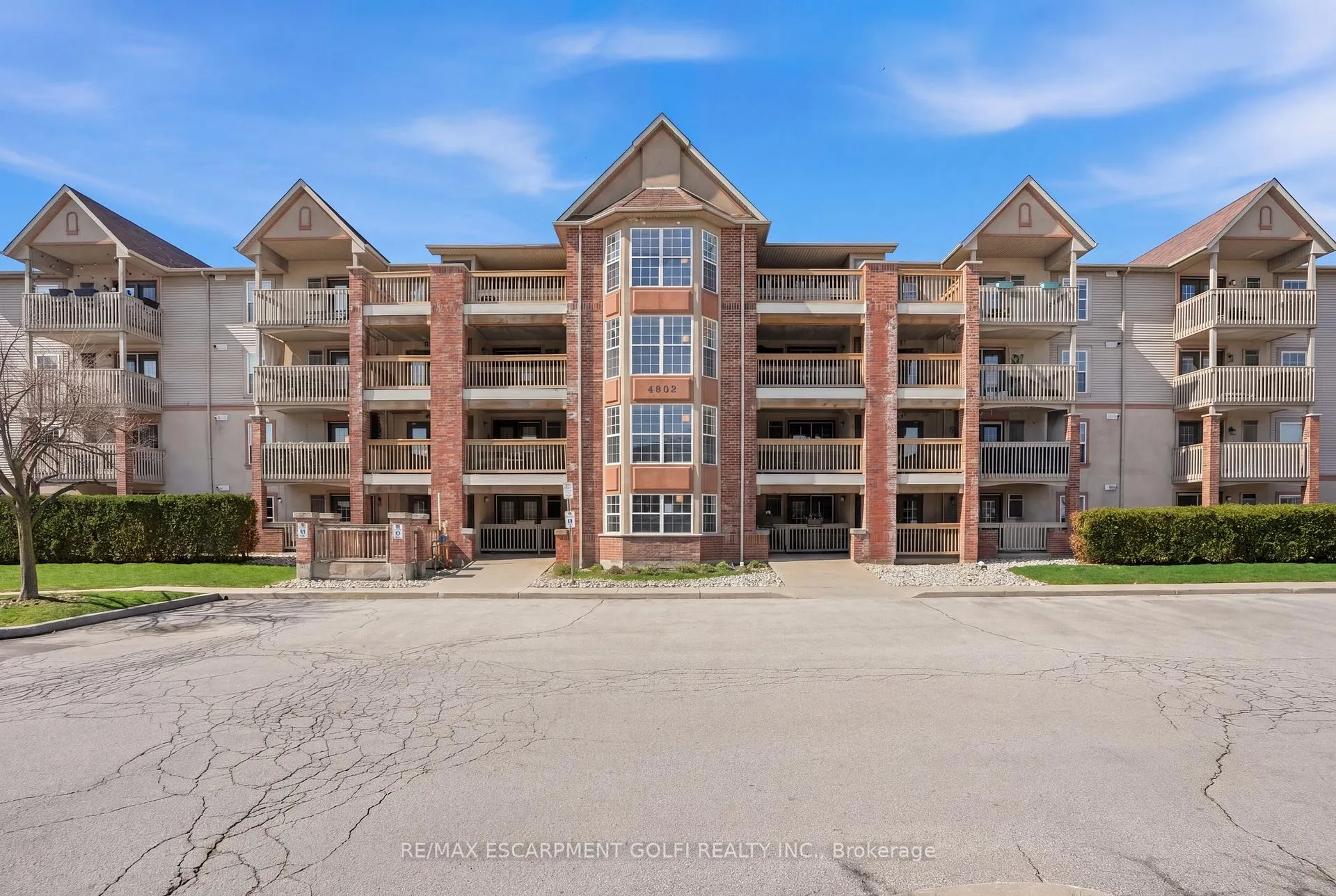 Front of Unit 207, 4003 Kilmer Drive