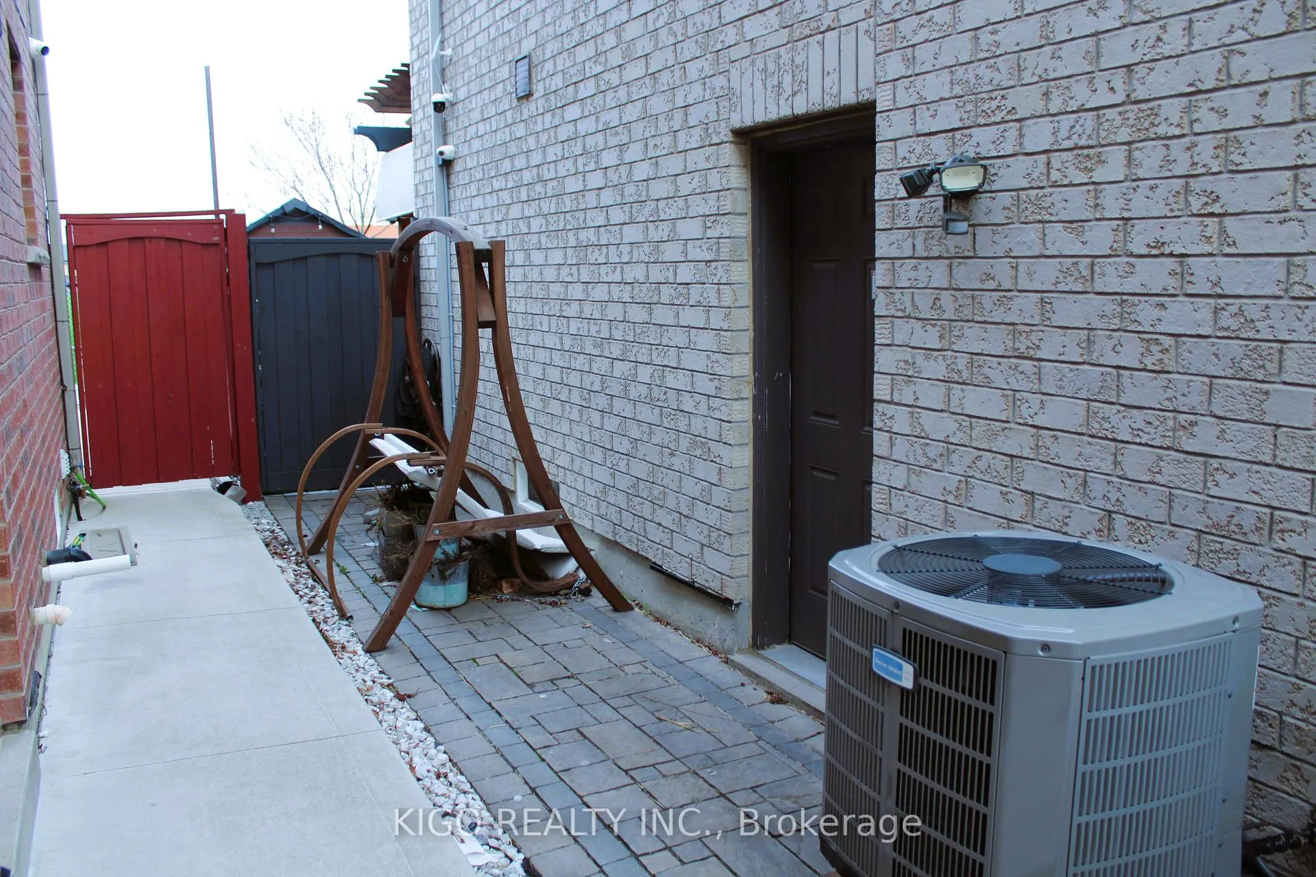 Photo 27 of 53 Education Road, Brampton, Bram East — HOMEH